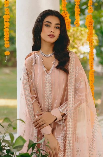 Gisele | Din Shagna Da | Mahenuur - House Of Anaya