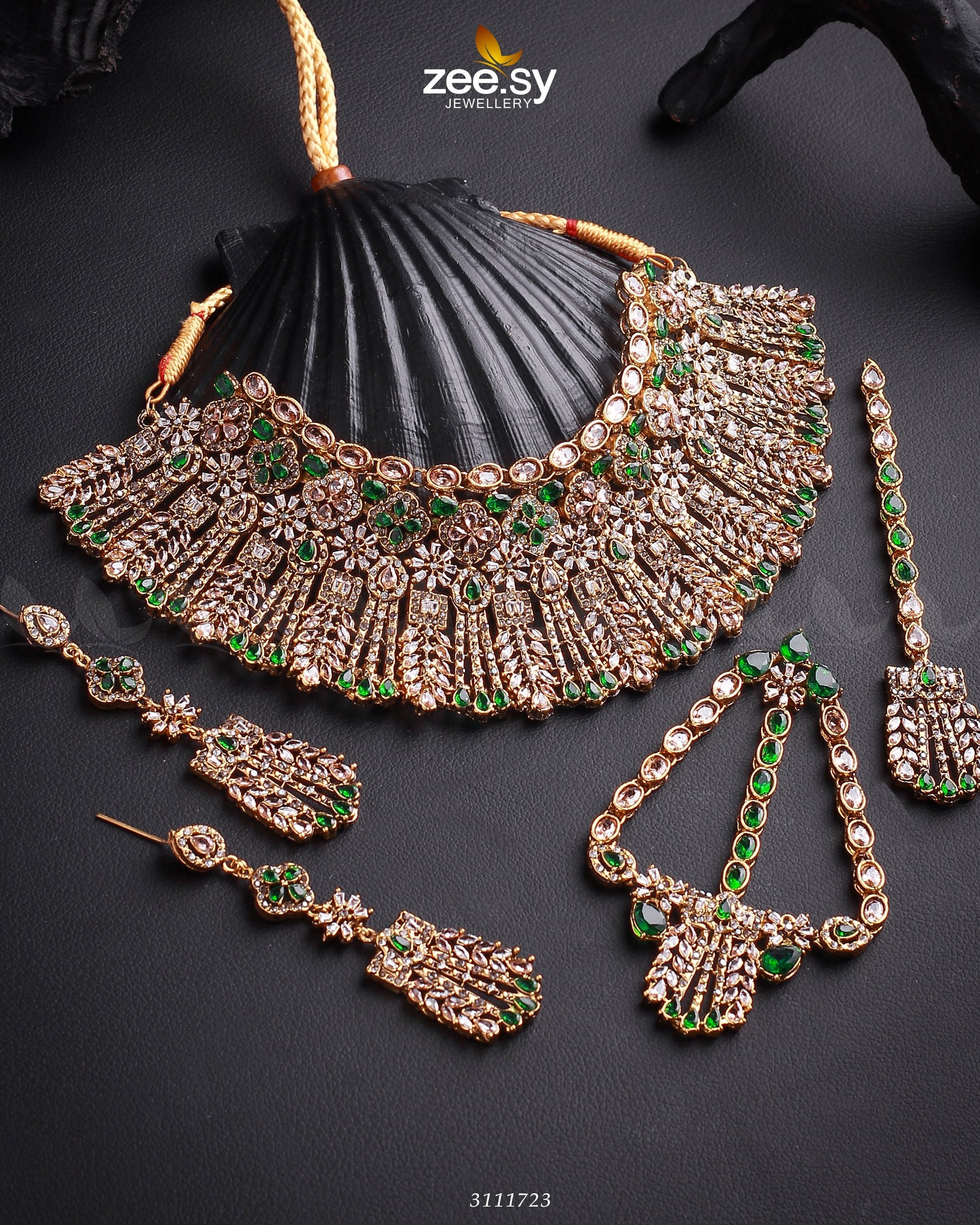 Momina Bridal Sets - Libasekhas