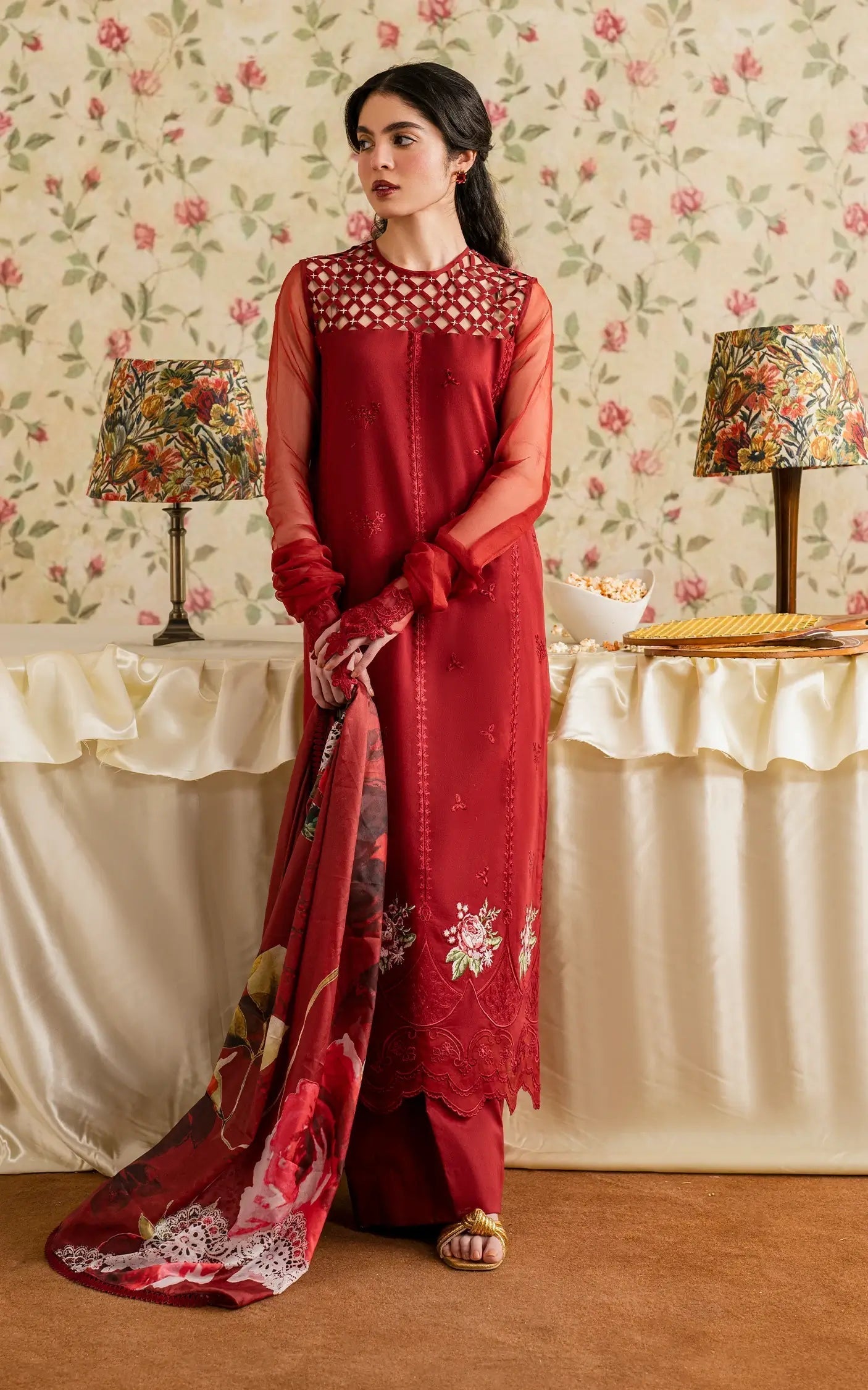 Asifa and Nabeel | Meraki Vintage 25 | Gulaal (MVL25-20)