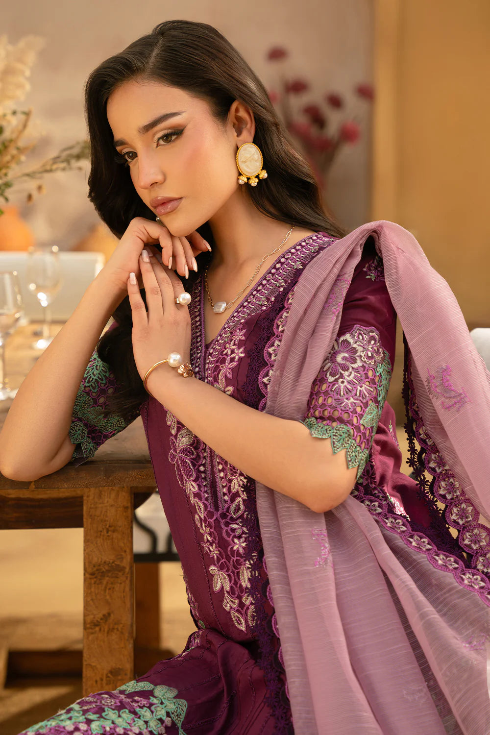 Saira Rizwan | Luxury Lawn 25 | VALERIE-SRL25-11