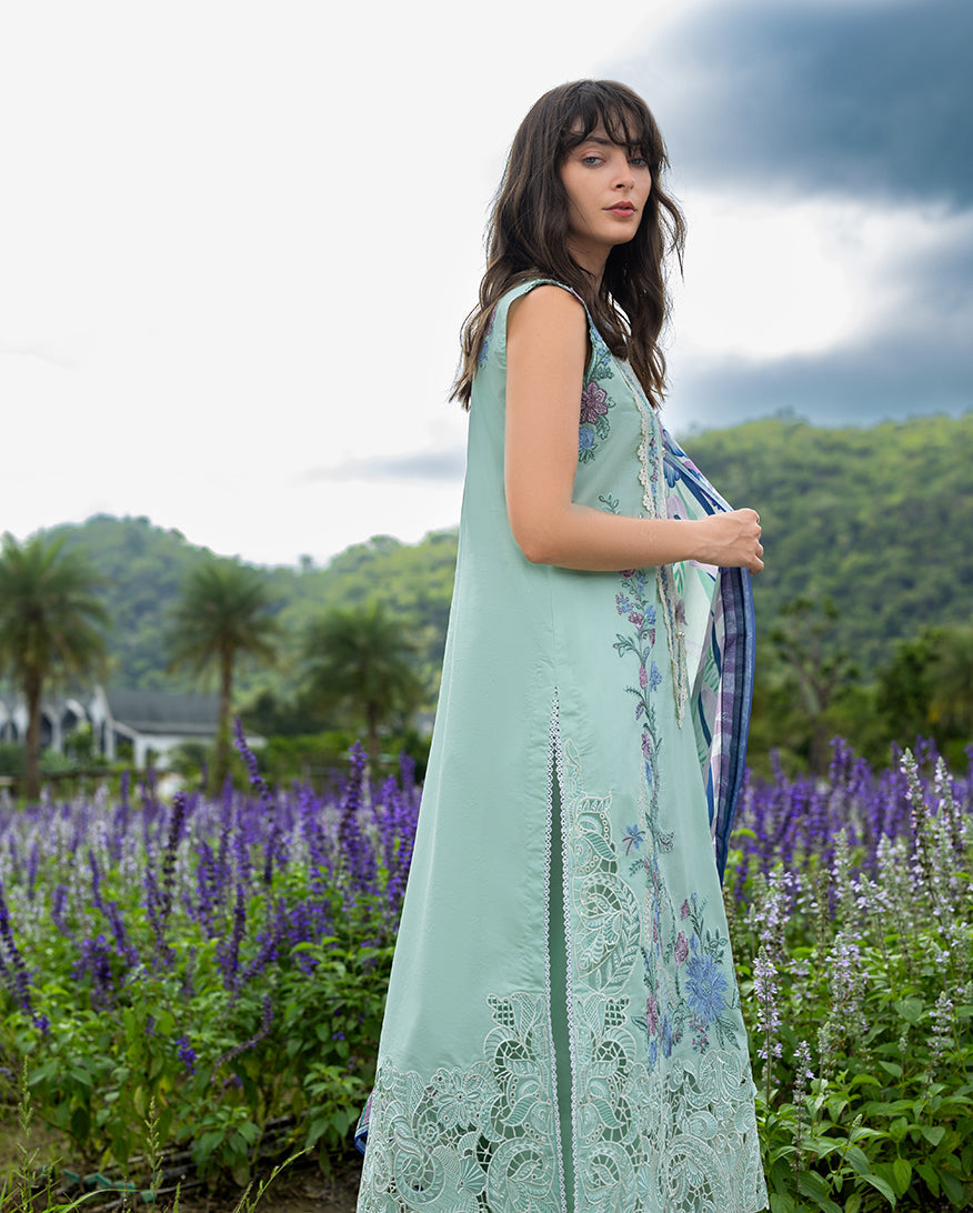 Mushq | Hemline the Secret Garden | Hummingbird Haven