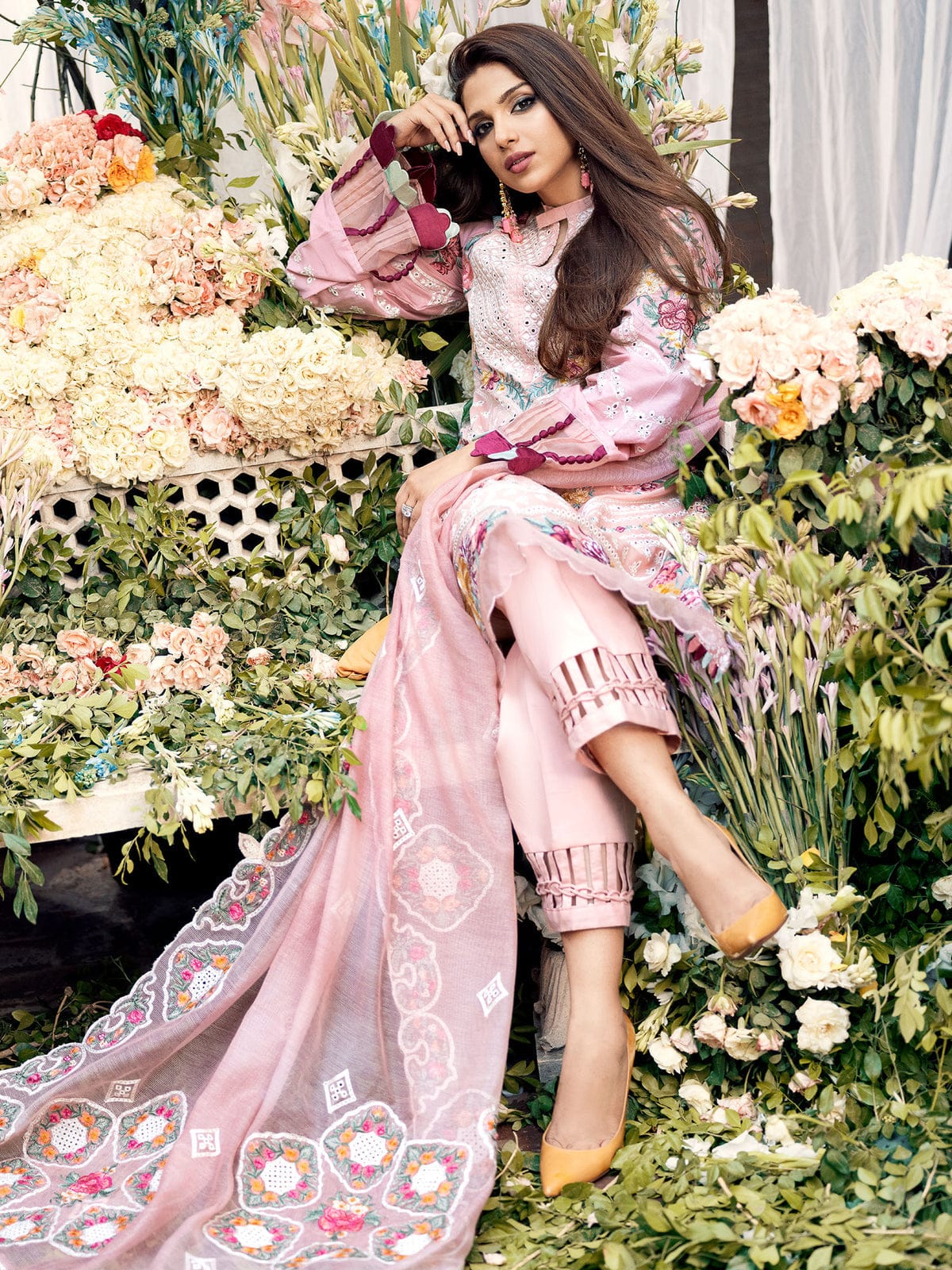 Maryam Hussain – LUXURY LAWN ’23 – L23-07 – BLOOM - Riwayat-e-khas