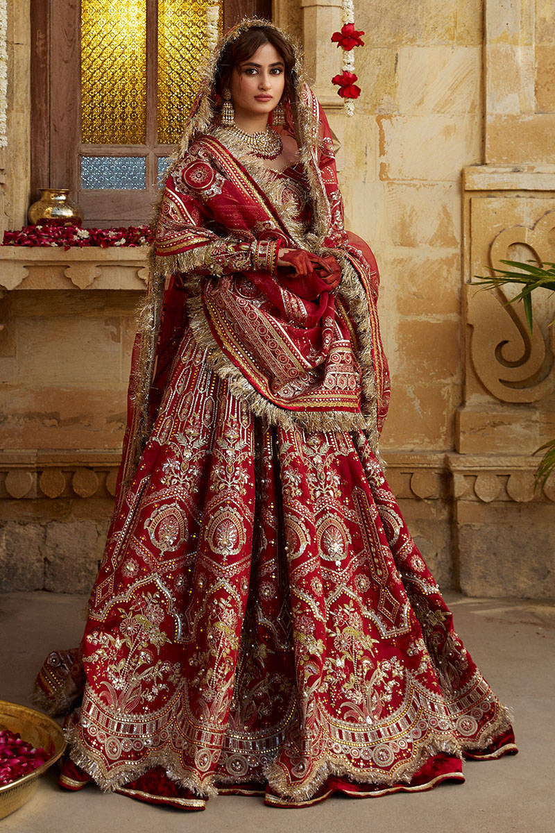 Mohsin Naveed Ranjha – MNR – MUKHI (BIA III) – ZWU23-20 – Sindoori Red - Riwayat-e-khas