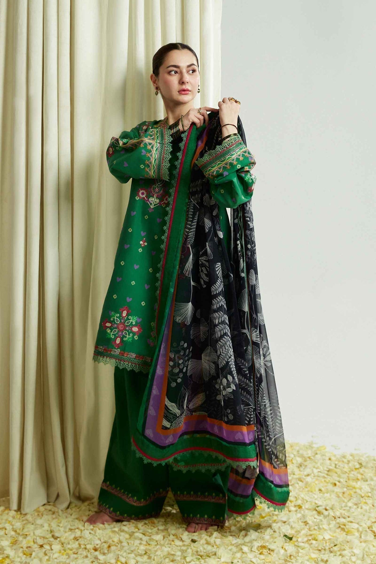 ZARA SHAHJAHAN-ZCE23-5B-COCO LAWN VOLUME ll 2023 - Riwayat-e-khas