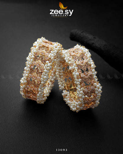 Gajra Kangan Bangles - Libasekhas