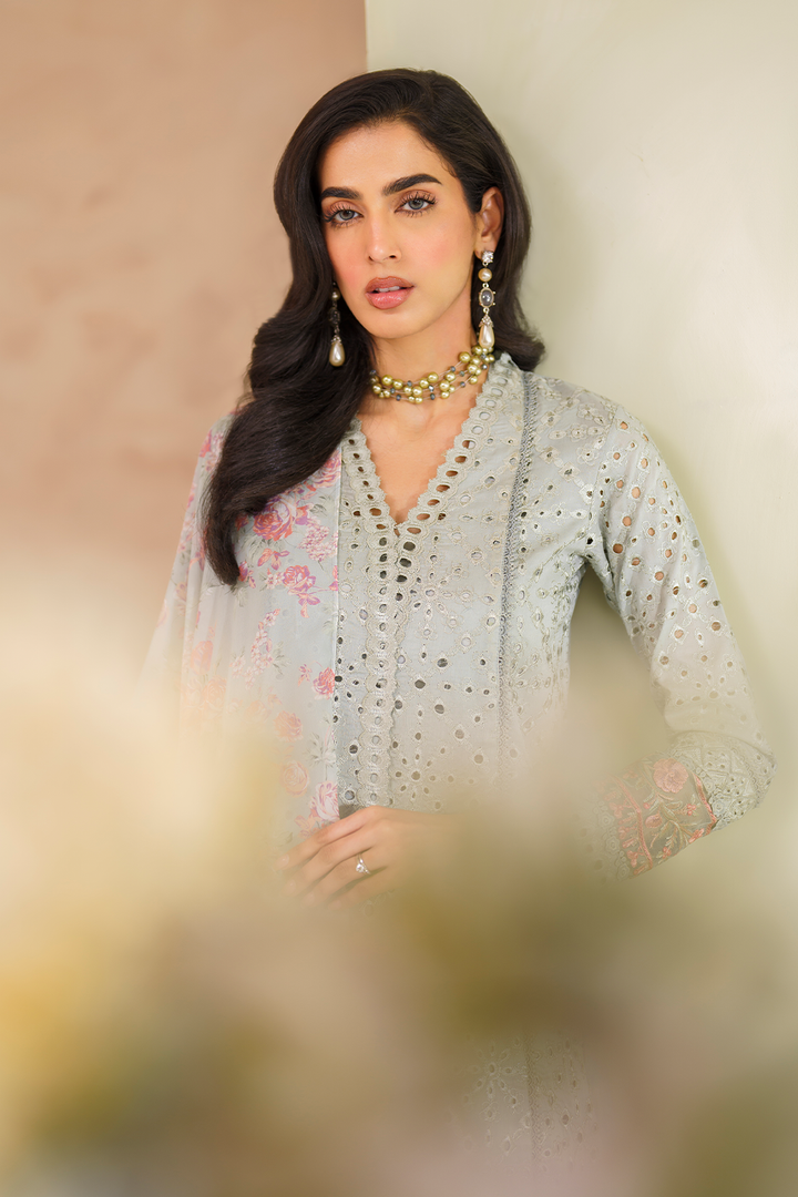 Iznik | Ready to Wear | IP-224 EMBROIDERED LAWN