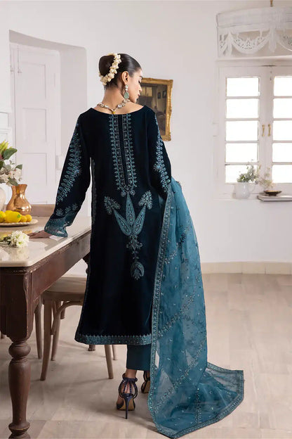 Iznik | Festive Velvet 23 | IV-21 LEHJA - House Of Anaya