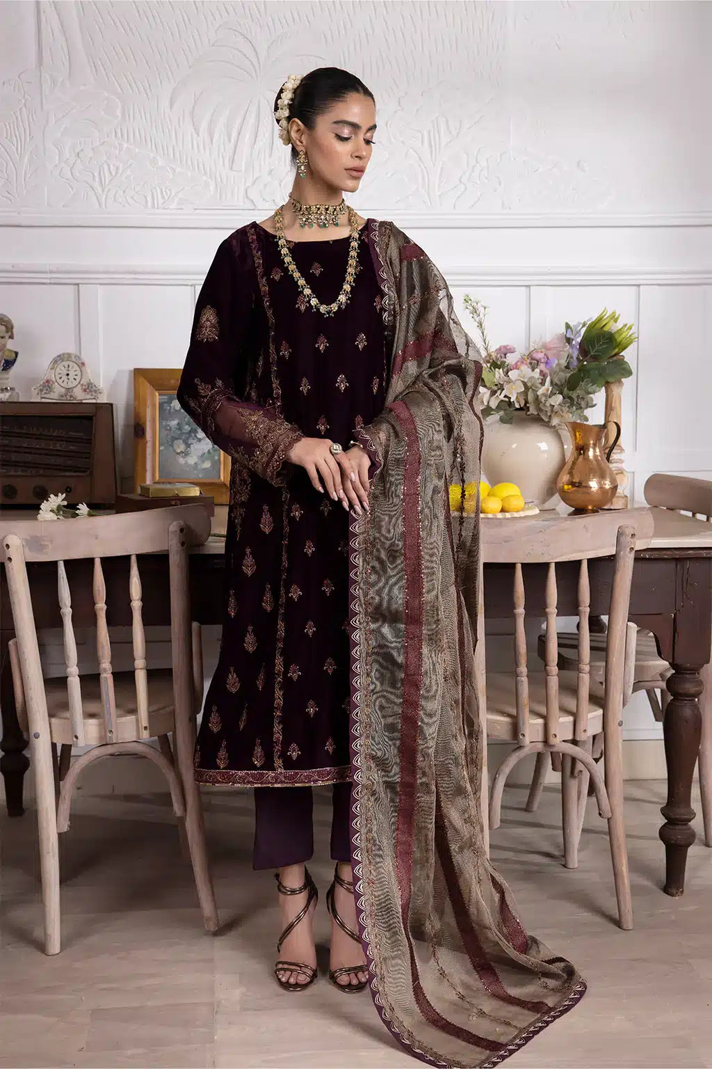 Iznik | Festive Velvet 23 | IV-23 SEHER - House Of Anaya