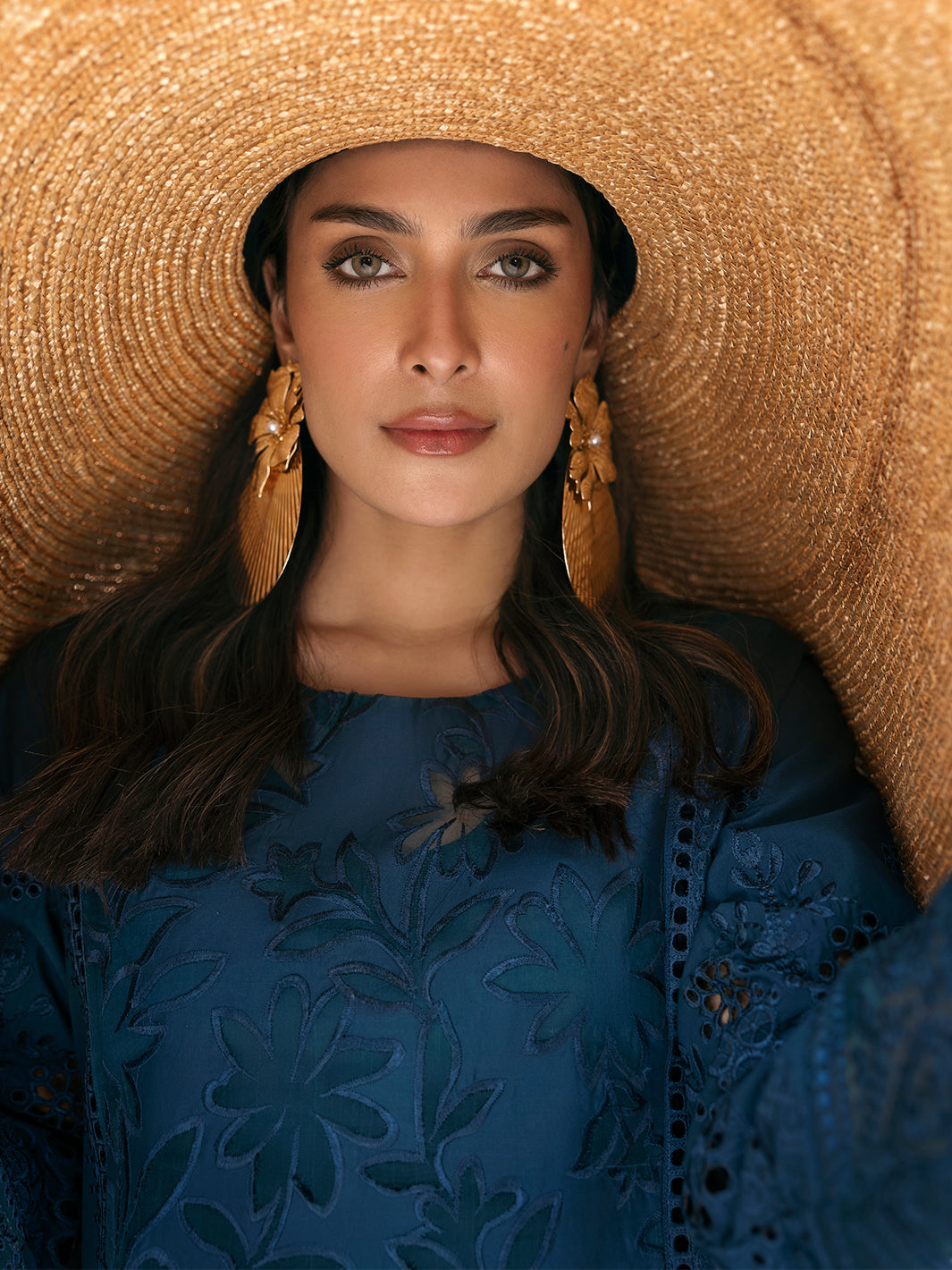 Mahnur | Sirena Luxury Lawn 25 | Iris - House Of Anaya