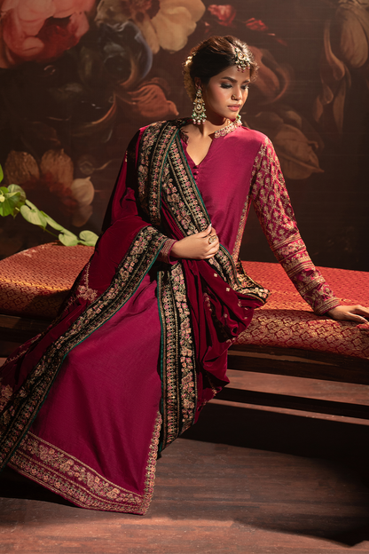 Iznik | Exclusive Velvet | IV-42