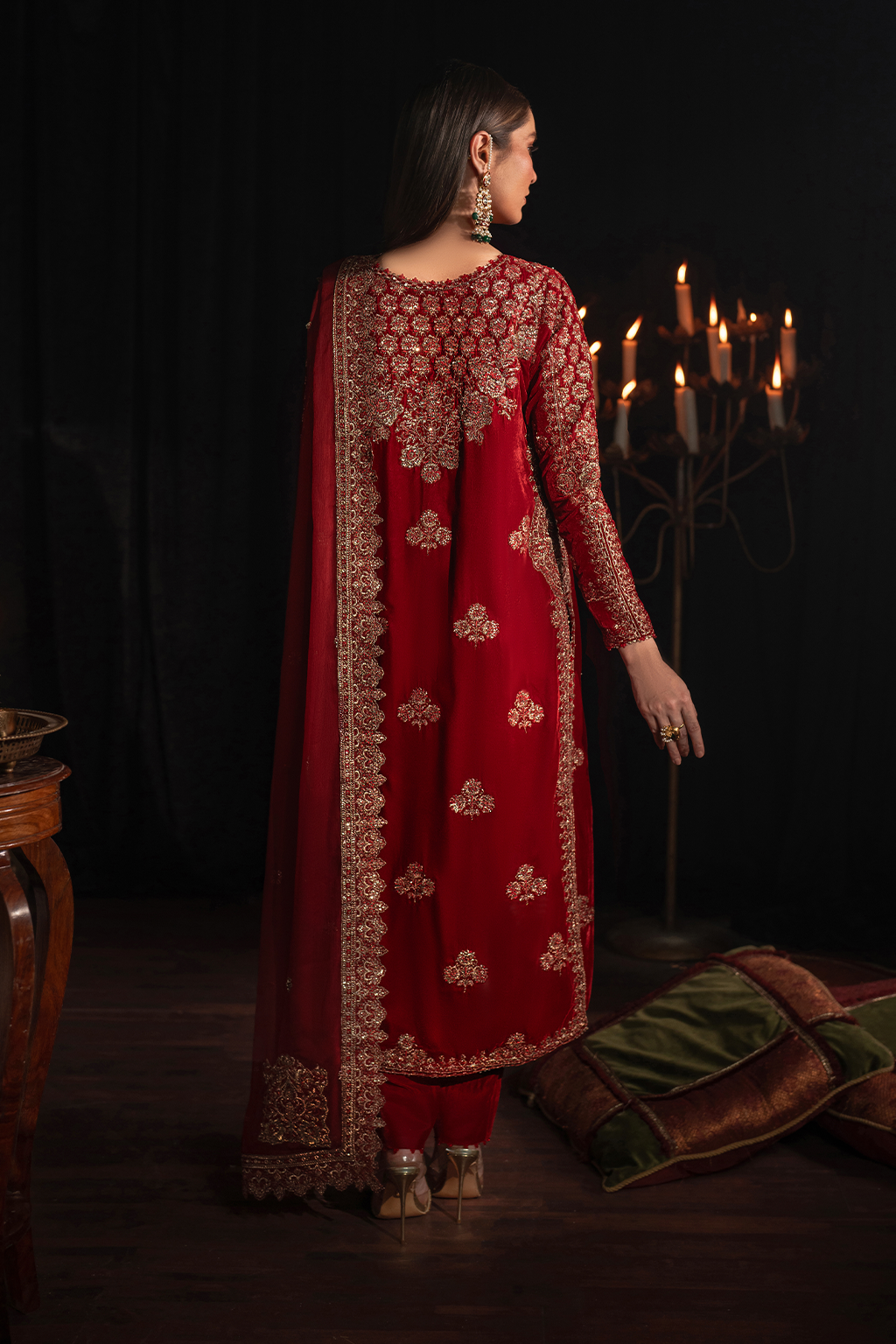 Iznik | Exclusive Velvet | IV-40 - House Of Anaya