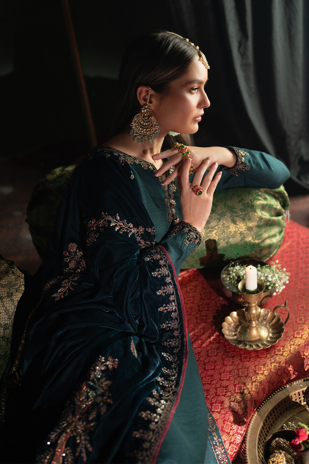 Iznik | Exclusive Velvet | IV-50 - House Of Anaya