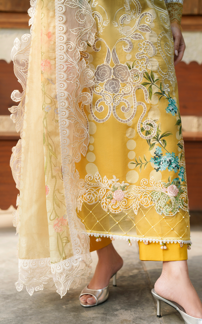 Asifa and Nabeel | Versa Luxury Lawn 26 | Sovereign Lace VUL26-02