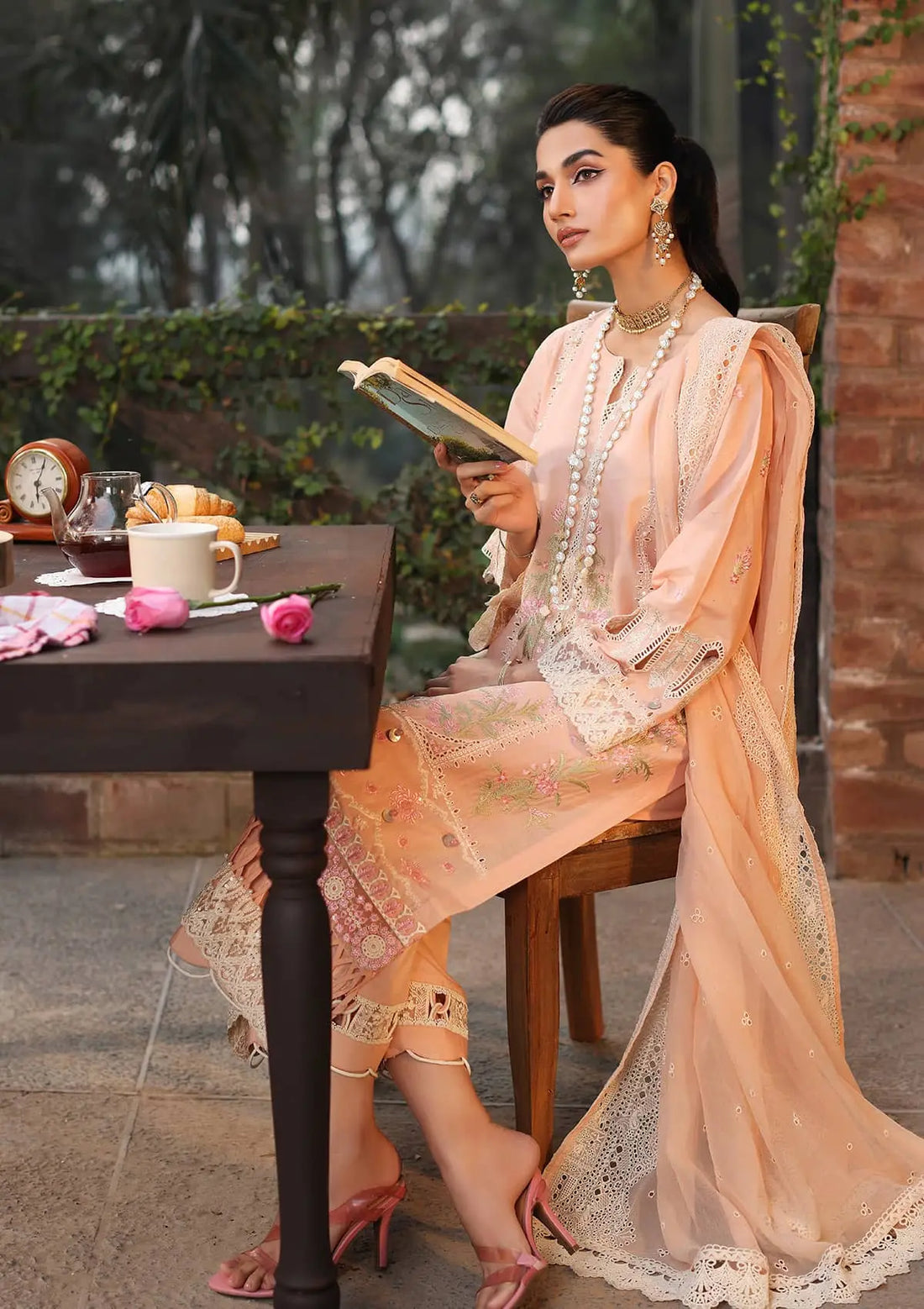 Kahf Premium | Festive Lawn 24 | KFL-11 MAAHRU - House Of Anaya