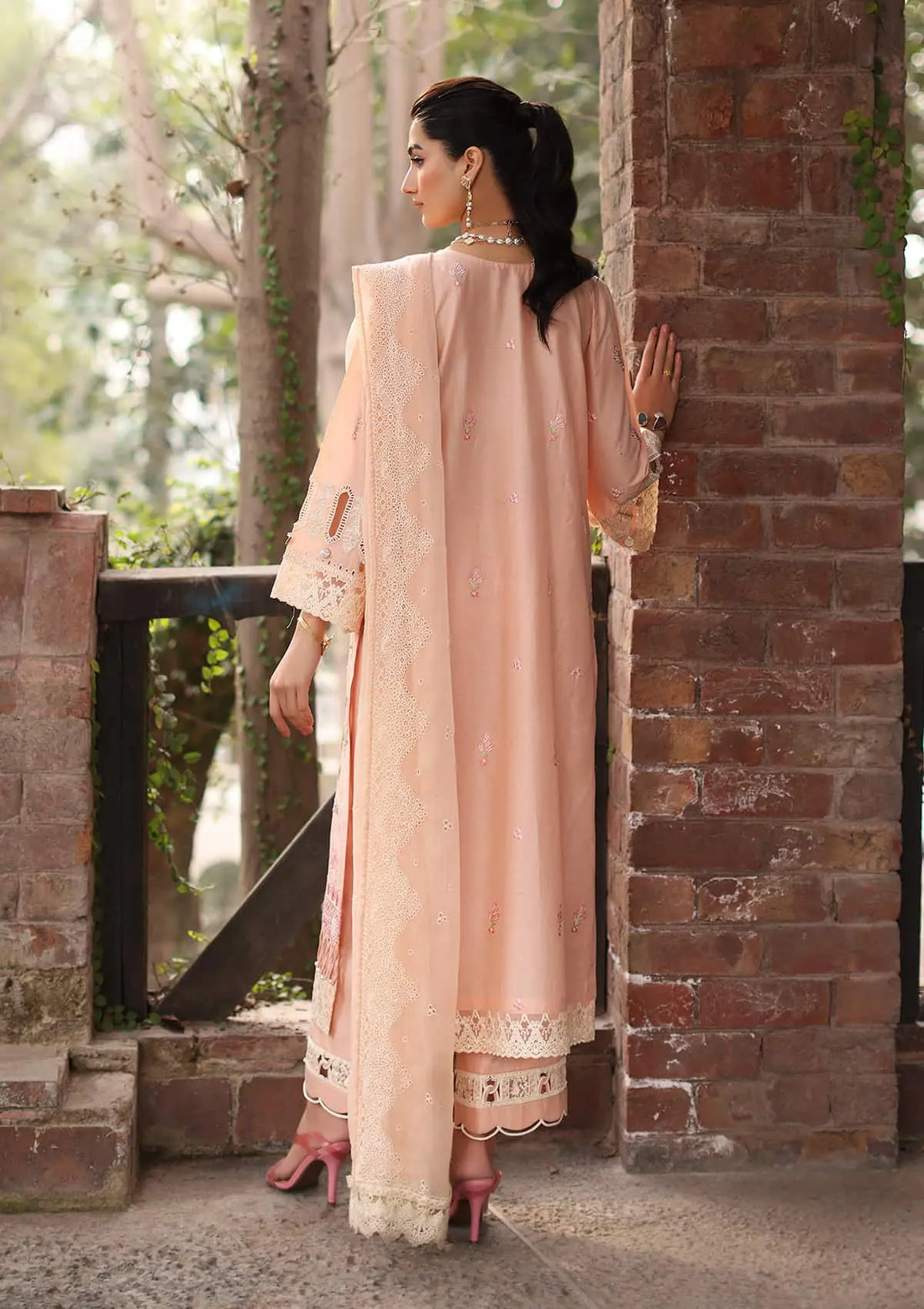 Kahf Premium | Festive Lawn 24 | KFL-11 MAAHRU - House Of Anaya
