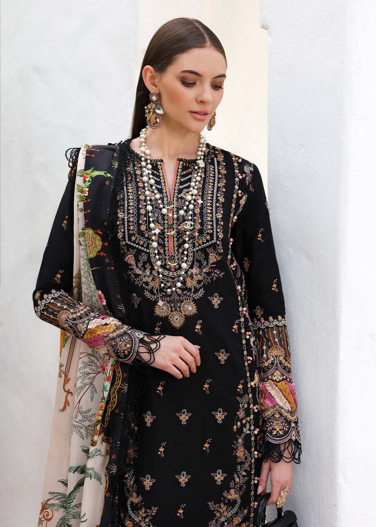 Kanwal Malik | Elysia Luxury Lawn 25 | Noire