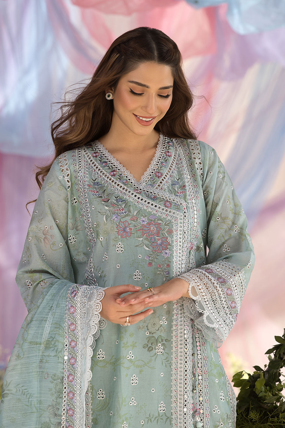 Sobia Nazir | Luxury Lawn 25 | 13A - House Of Anaya