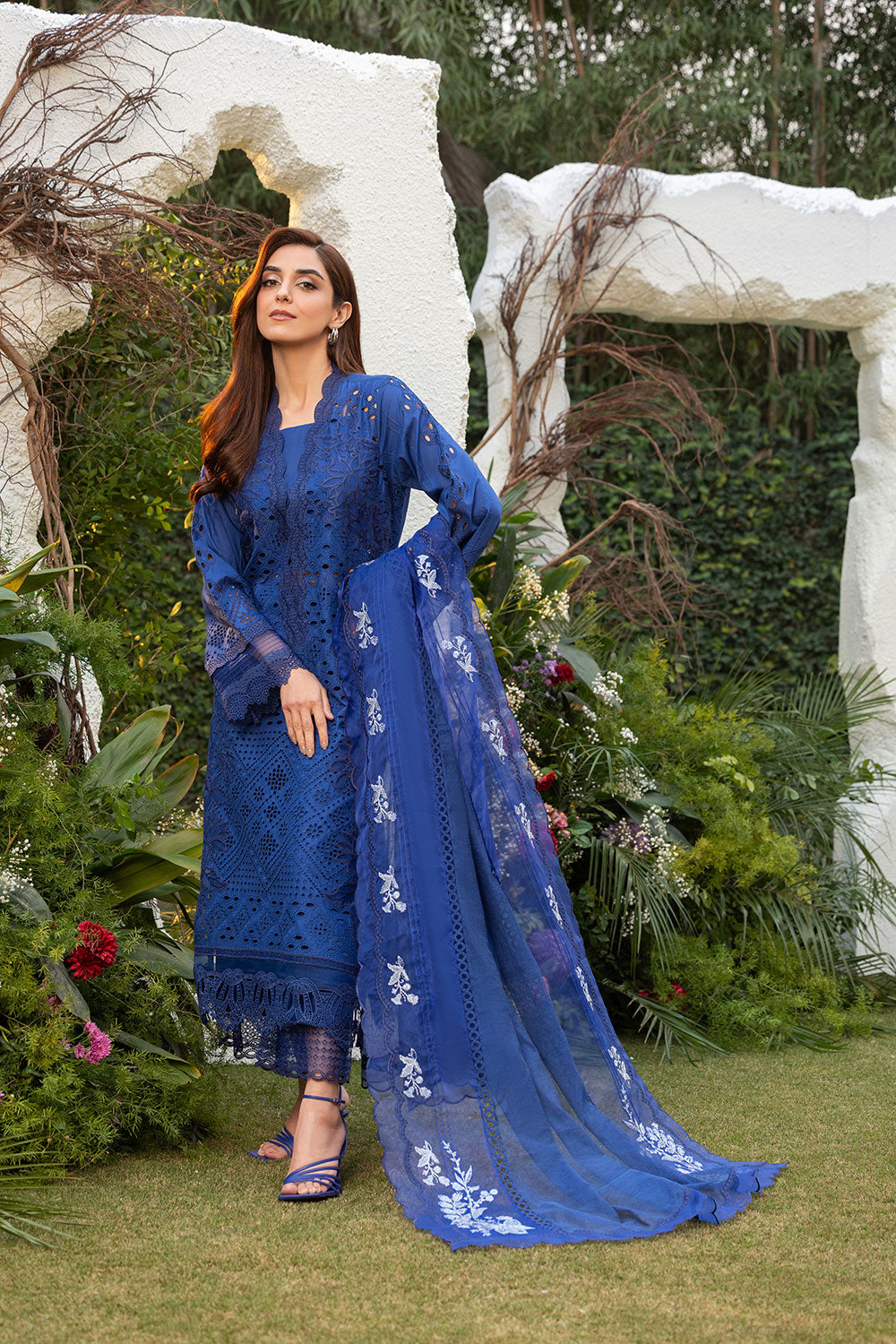 Sobia Nazir | Luxury Lawn 25 | 1B
