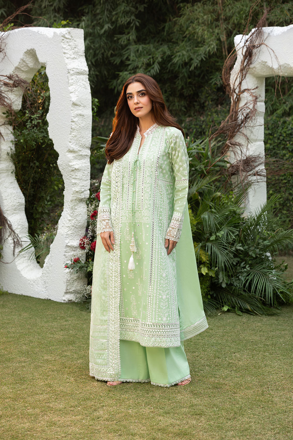 Sobia Nazir | Luxury Lawn 25 | 7B - House Of Anaya