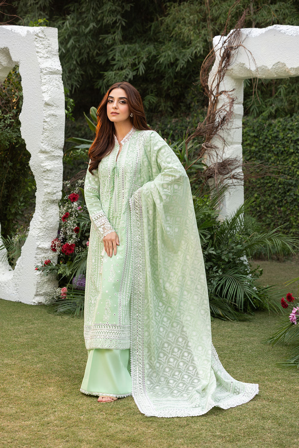 Sobia Nazir | Luxury Lawn 25 | 7B - House Of Anaya