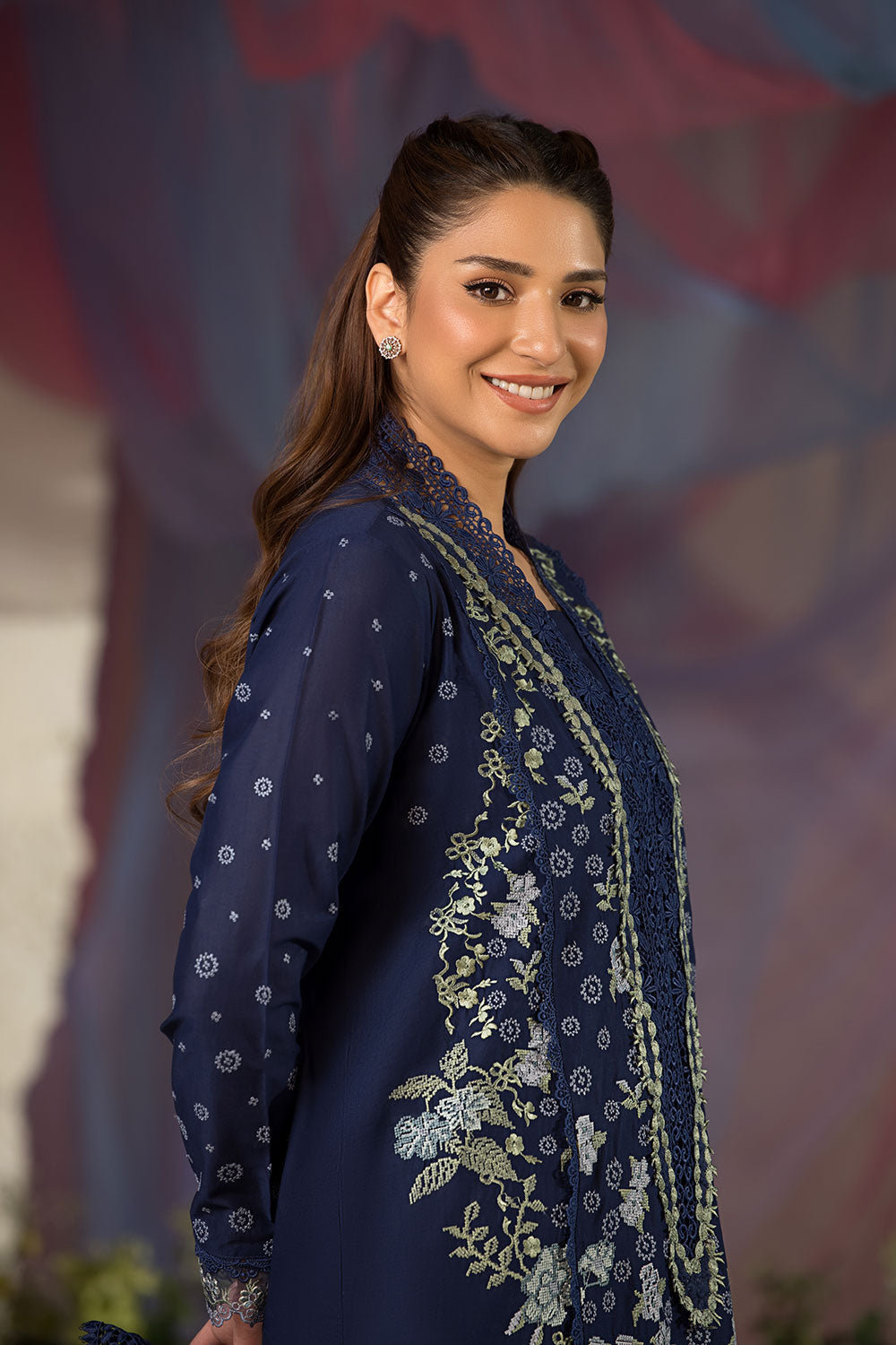 Sobia Nazir | Luxury Lawn 25 | 8A - House Of Anaya