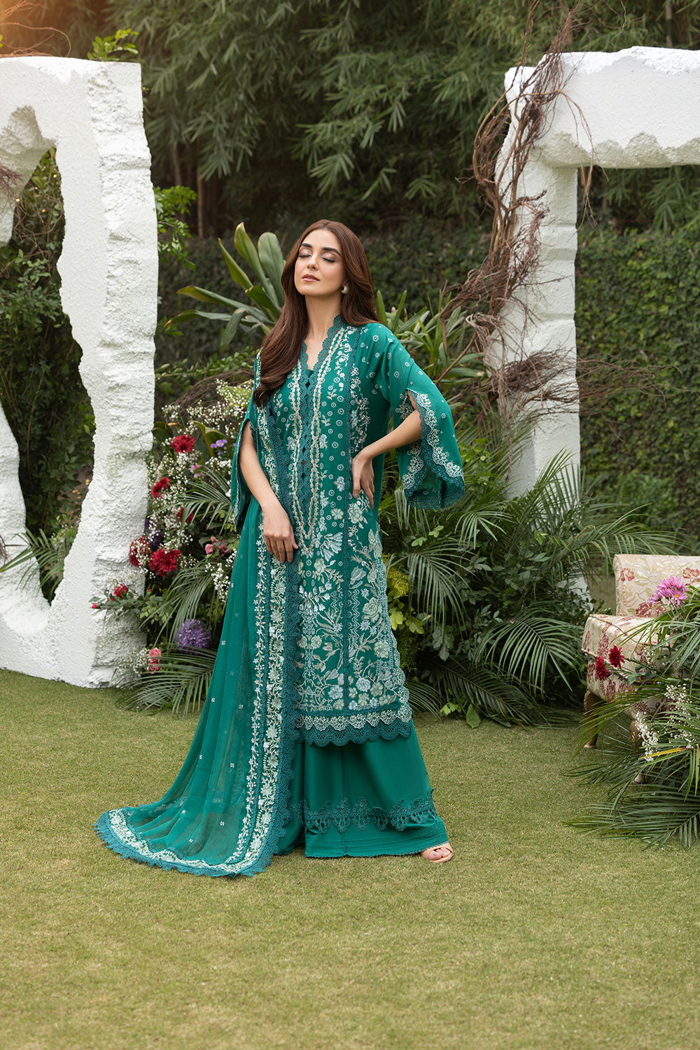 Sobia Nazir | Luxury Lawn 25 | 8B - House Of Anaya
