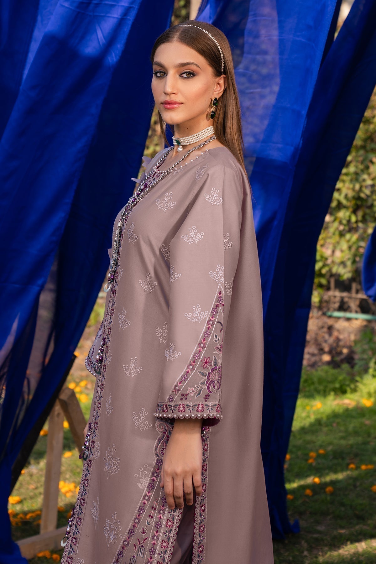 Alizeh | Rawayat Luxury Lawn 24 | Meraat - House Of Anaya