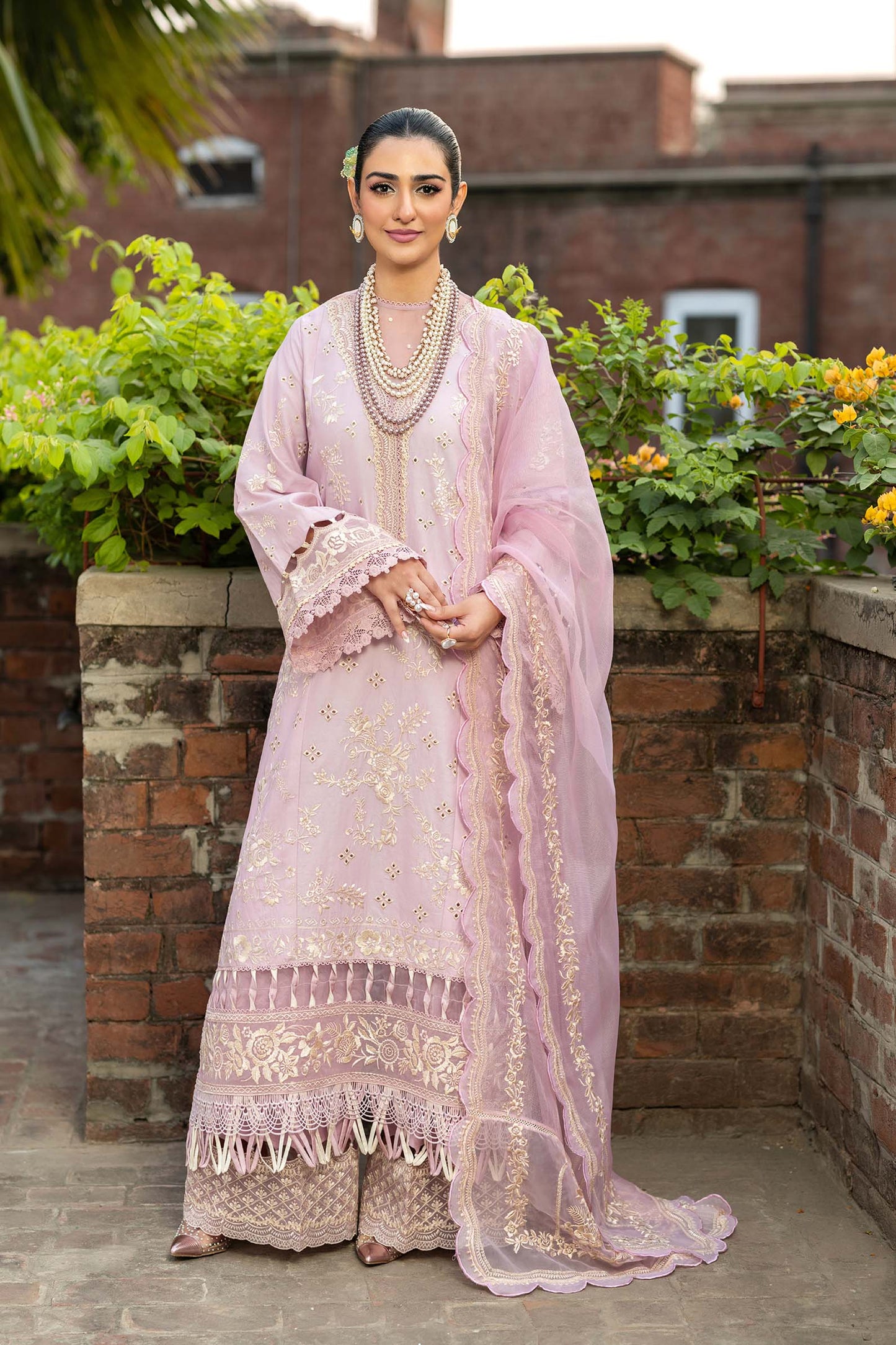 Maryam Hussain | Luxury Lawn 25 | Samar