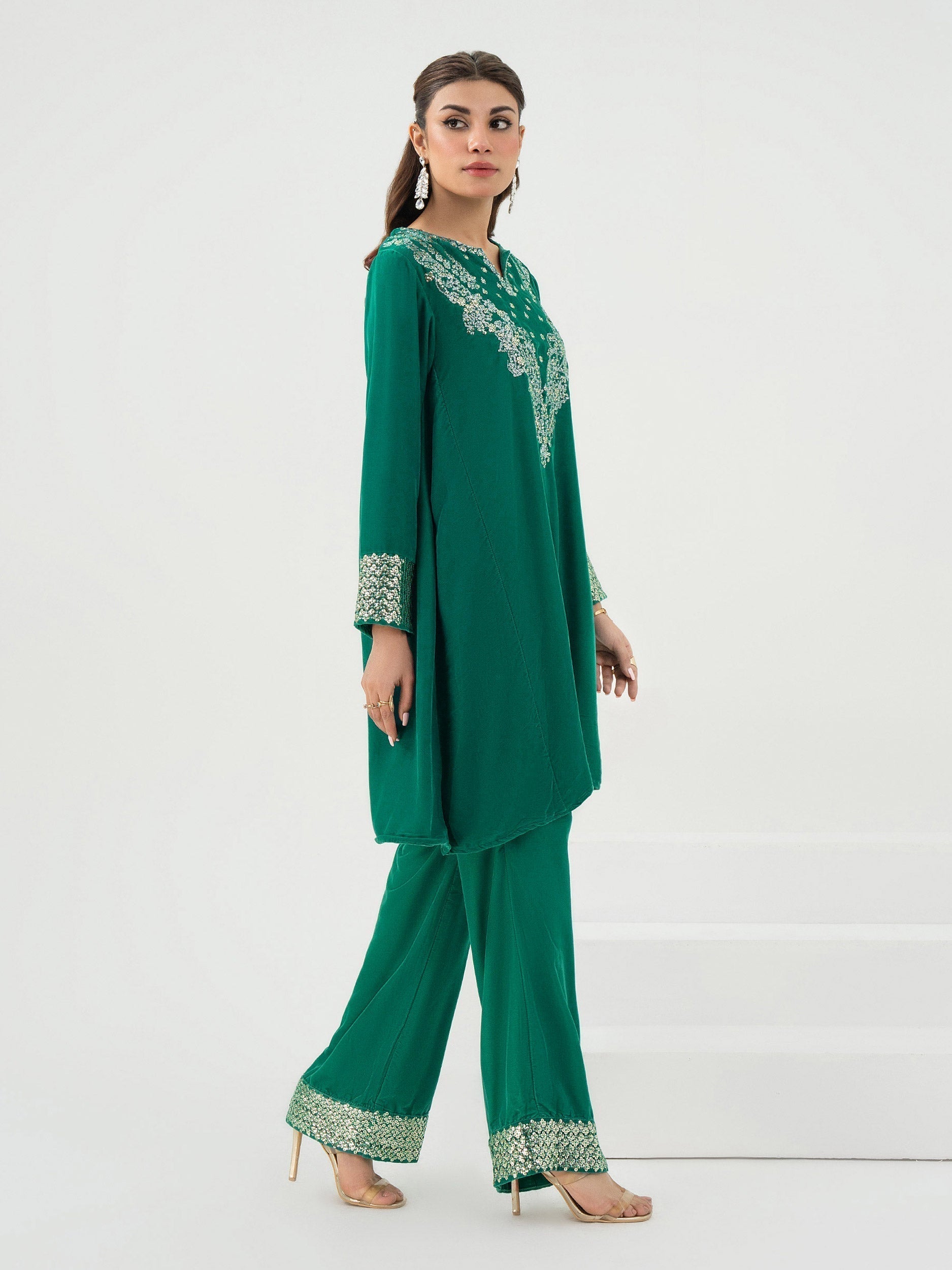 Lime Light | Velvet Pret | V-09 - House Of Anaya