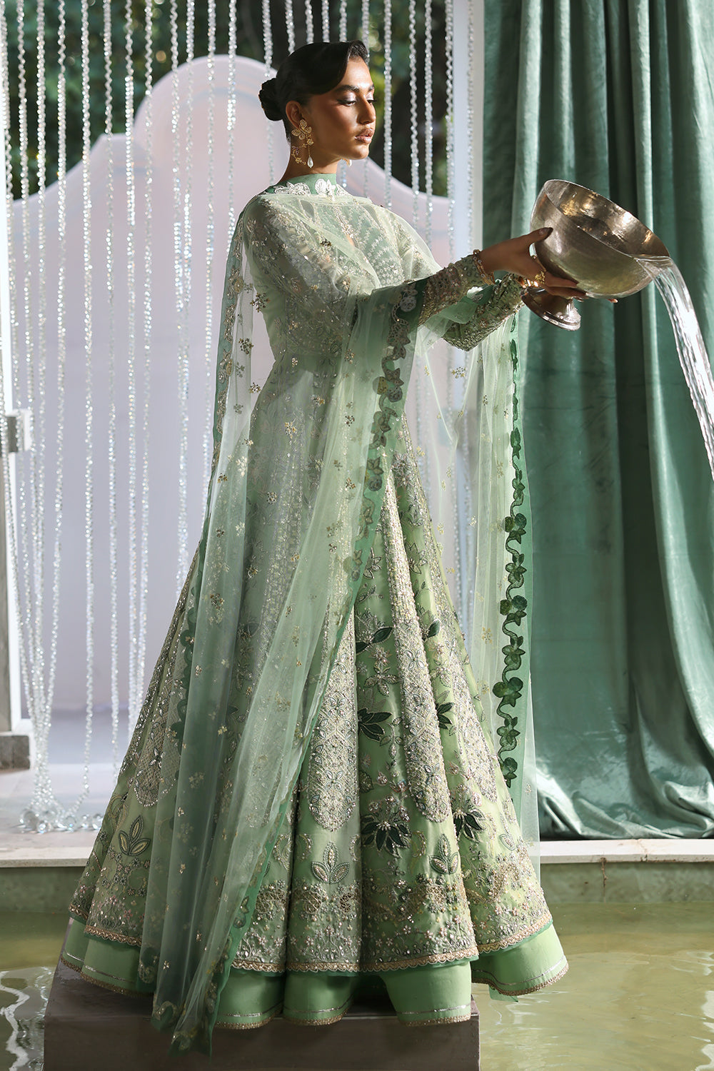 Soraya | Lumene Festive 26 | Lirien