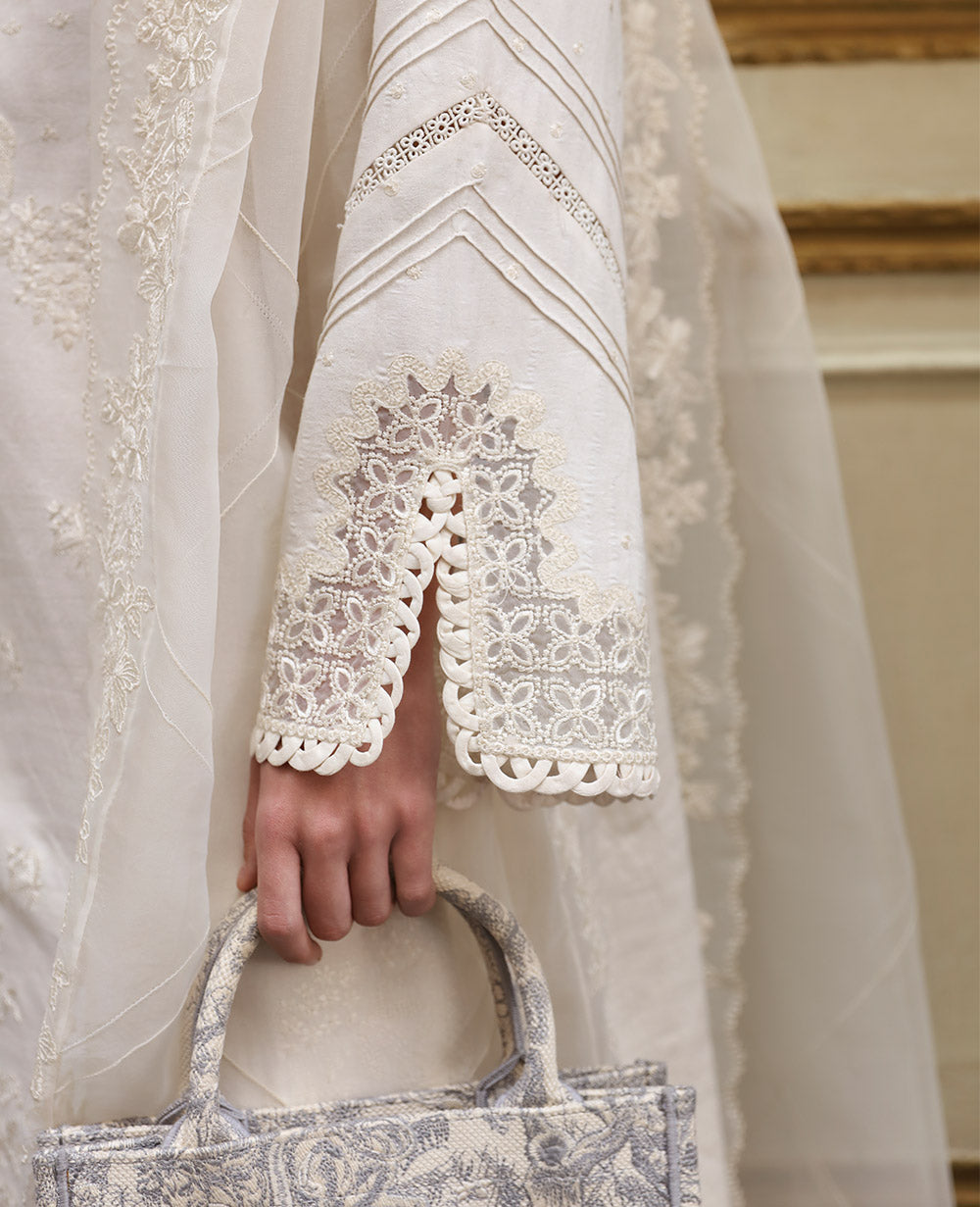 Republic Womenswear | Embroidered Pret 24 | Elvii (M-138)