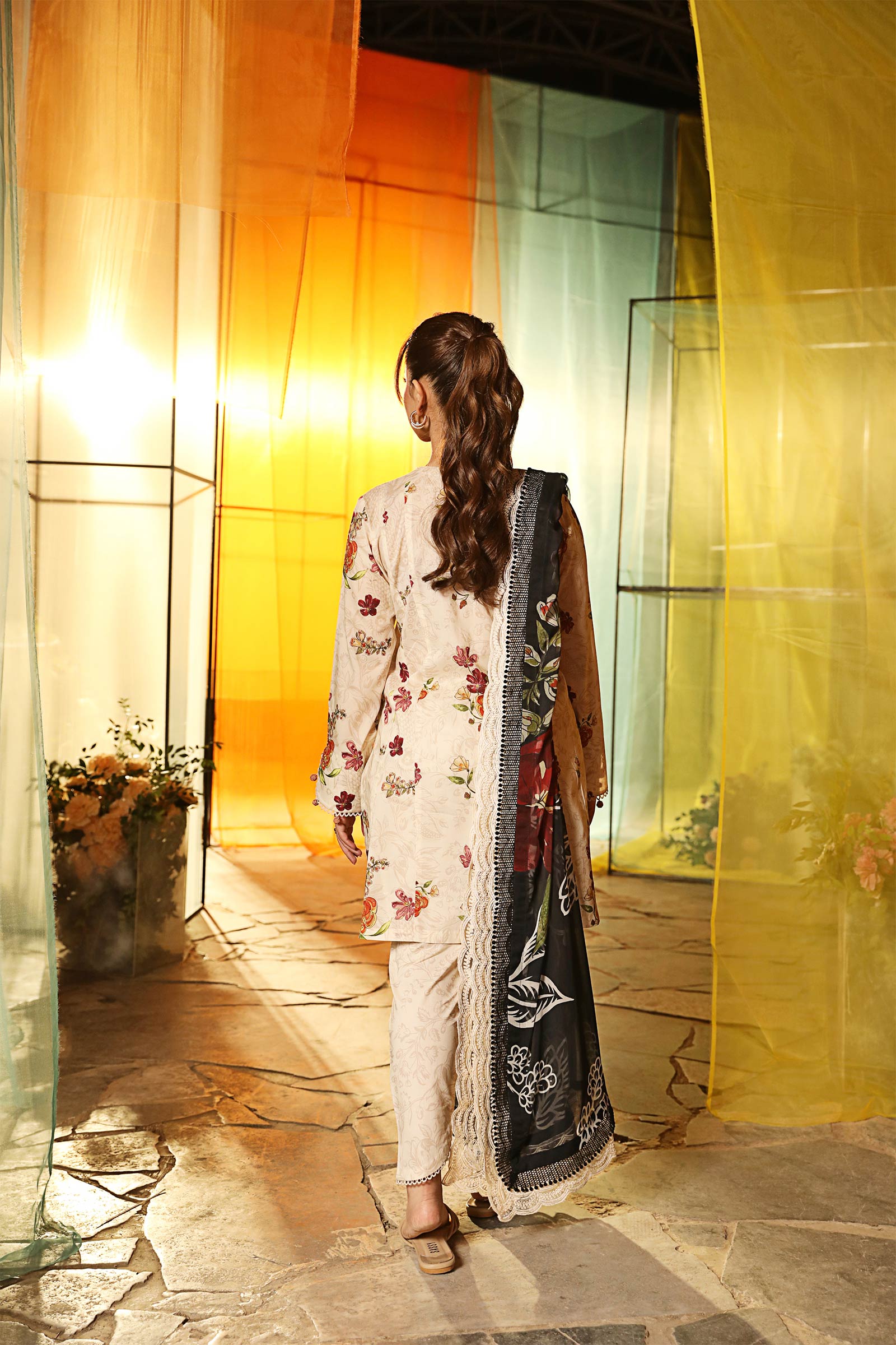 Maria B | M Basic Summer Lawn 25 | MB-CUS25-702B
