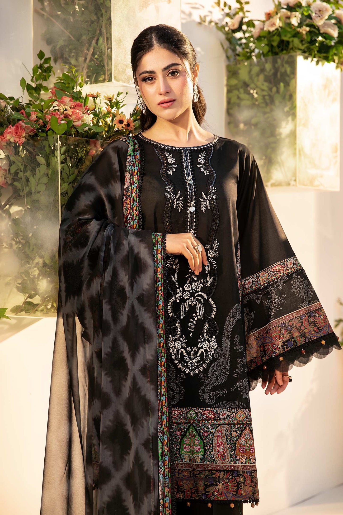 Maria B | M Basic Summer Lawn 25 | MB-CUS25-703A