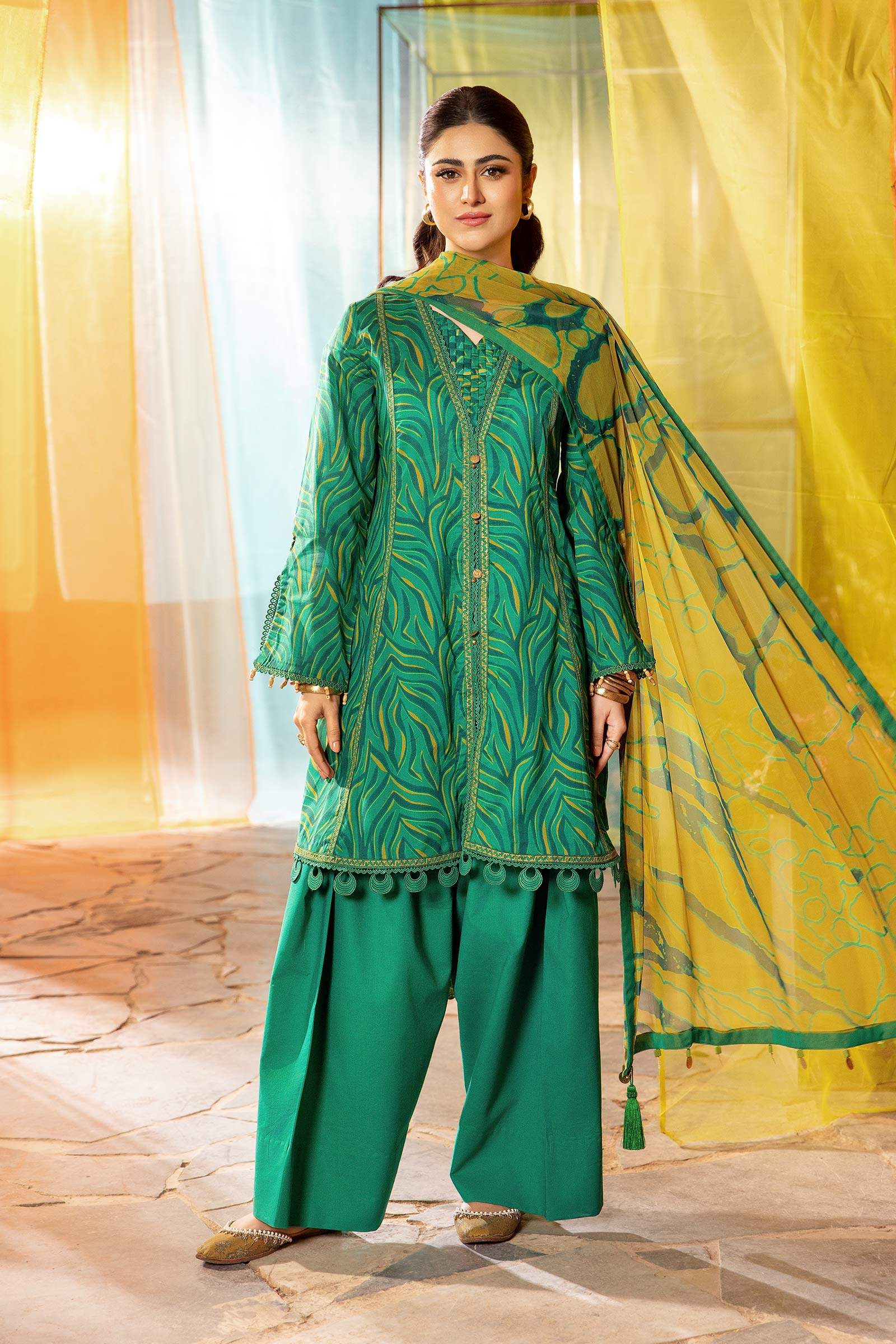 Maria B | M Basic Summer Lawn 25 | MB-CUS25-704A
