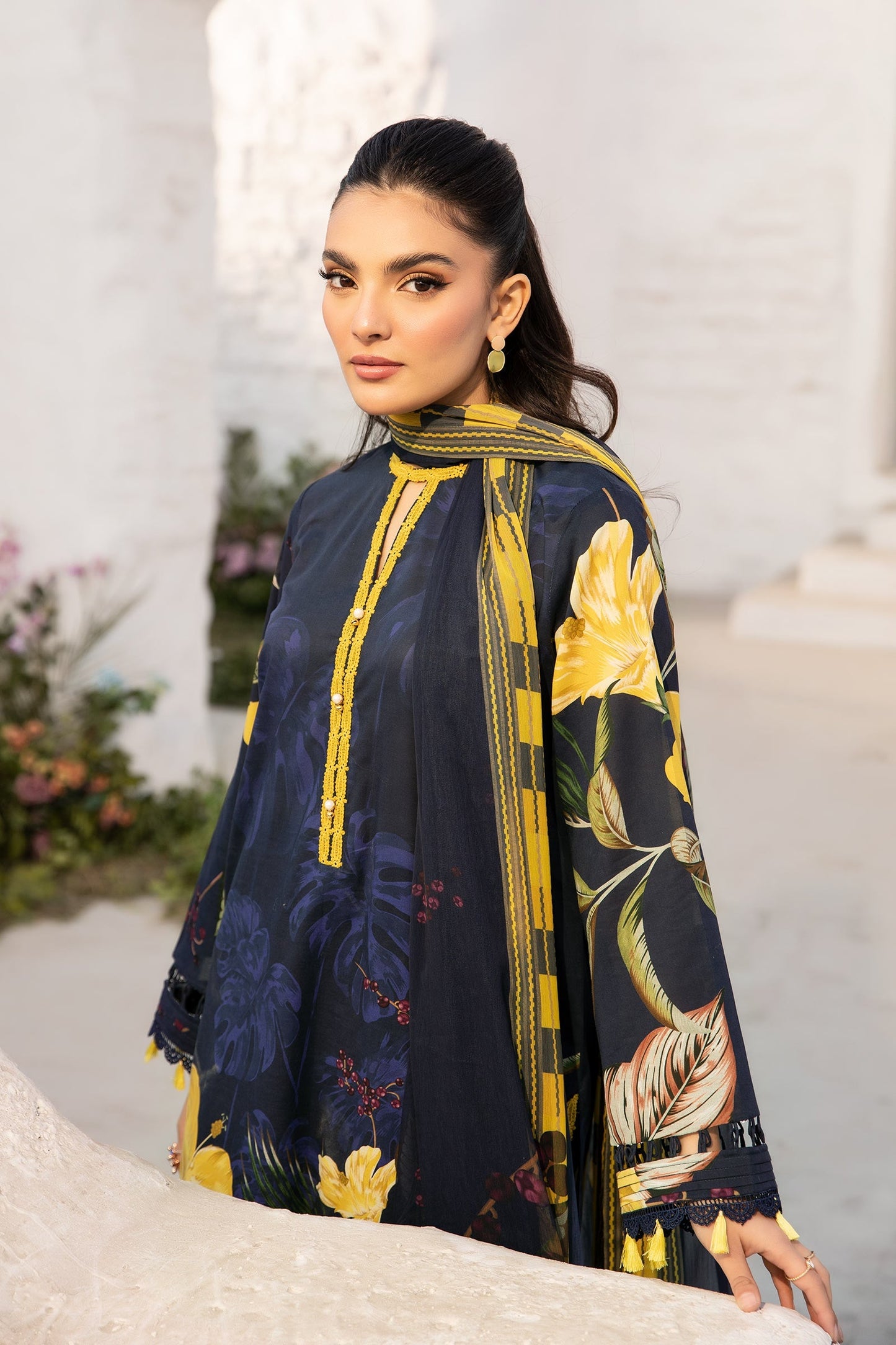 Maria B | M Basic Summer Lawn 25 | MB-CUS25-710B