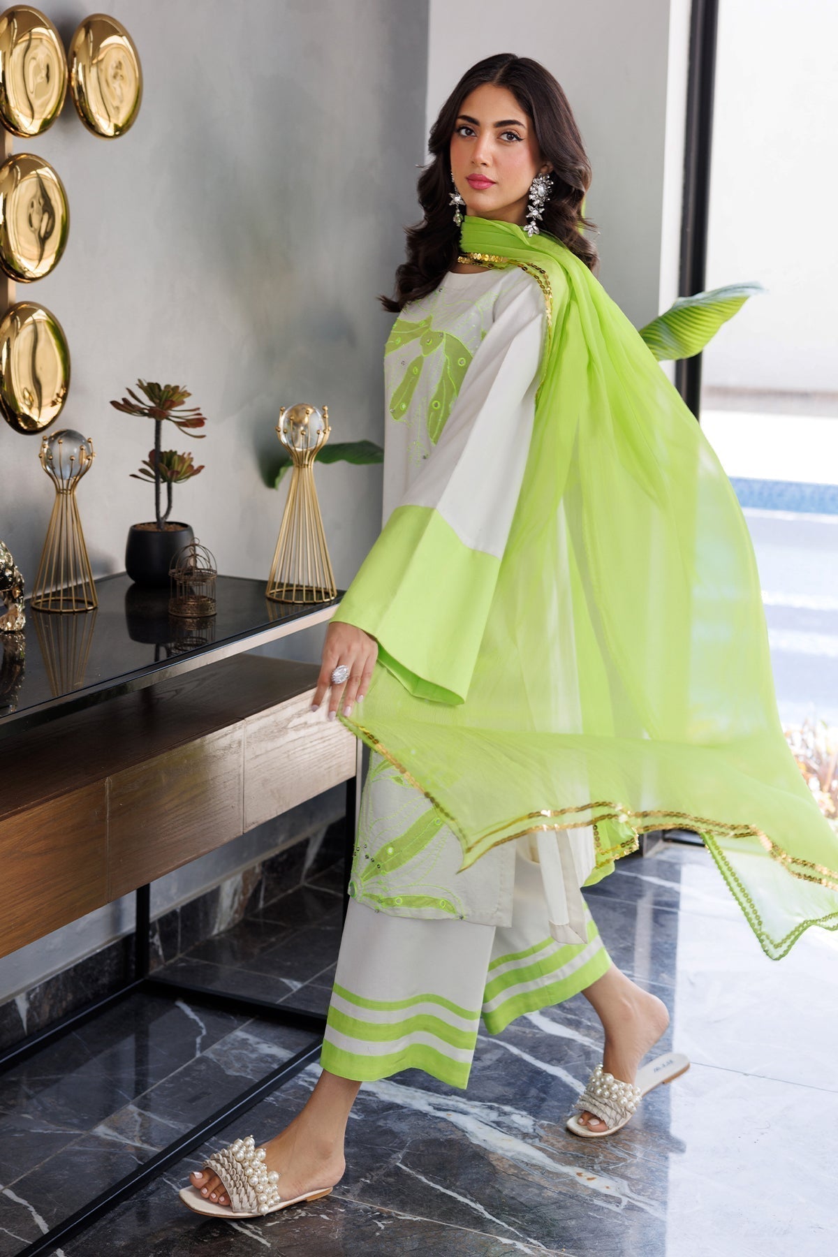 Charizma | Festive Pret | ED-4-035