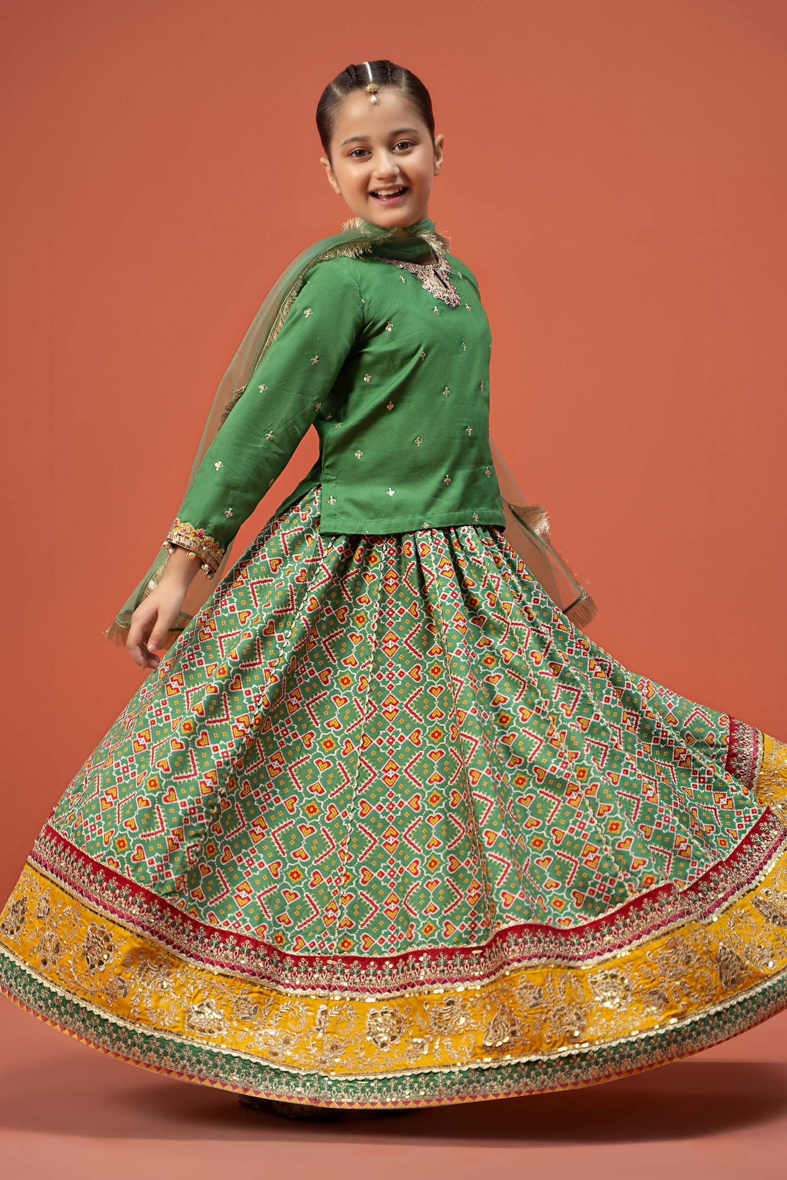 Maria B | 3 Piece Embroidered Linen Suit | MKD-W24-04 - Libasekhas