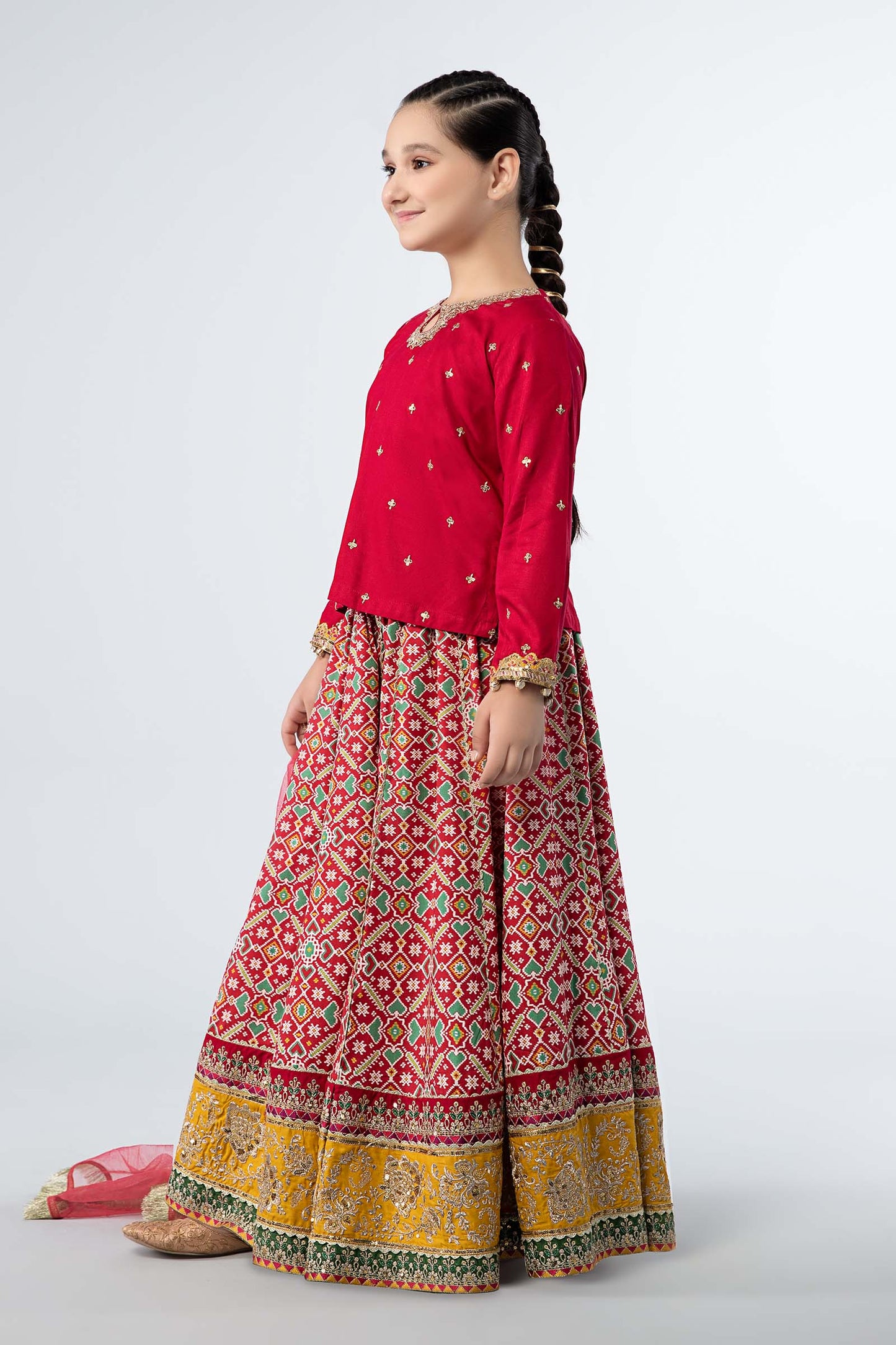 Maria B | 3 Piece Embroidered Linen Suit | MKD-W24-04 - Libasekhas