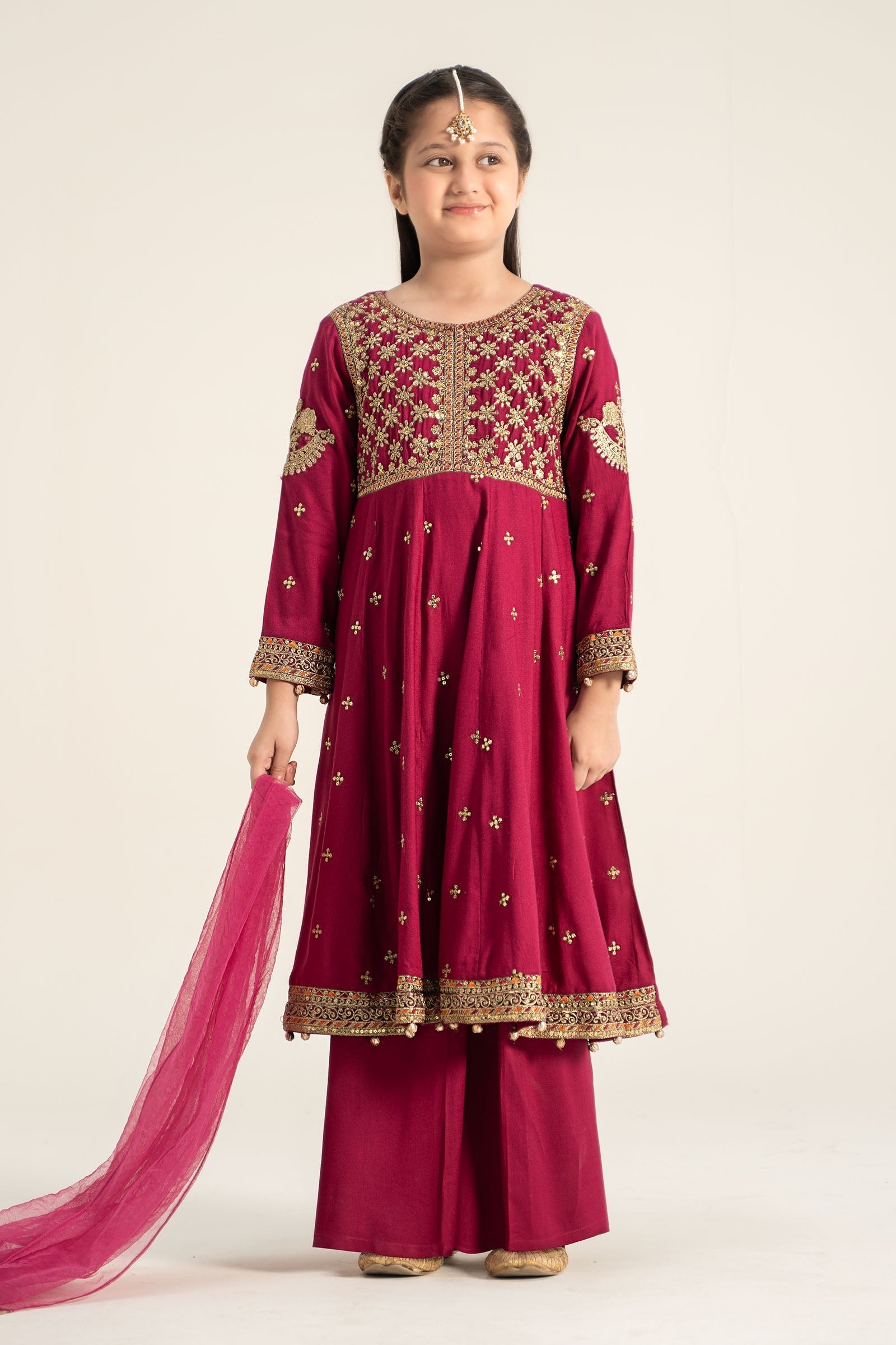 Maria B | 3 Piece Embroidered Linen Suit | MKD-W24-18 - Libasekhas
