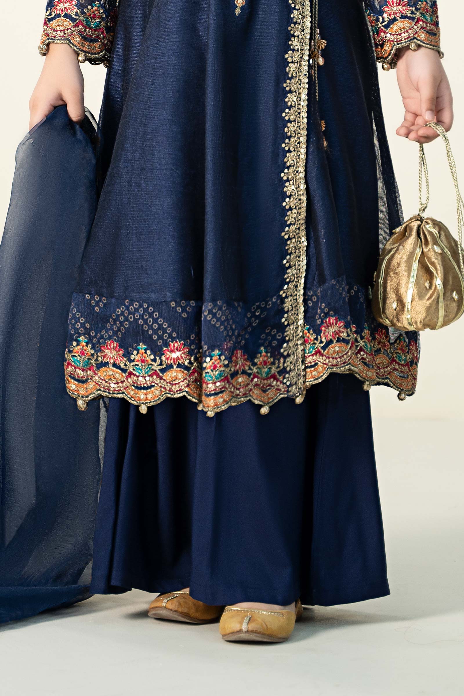 Maria B | 3 Piece Embroidered Paper Cotton Suit | MKD-W24-22 - Libasekhas
