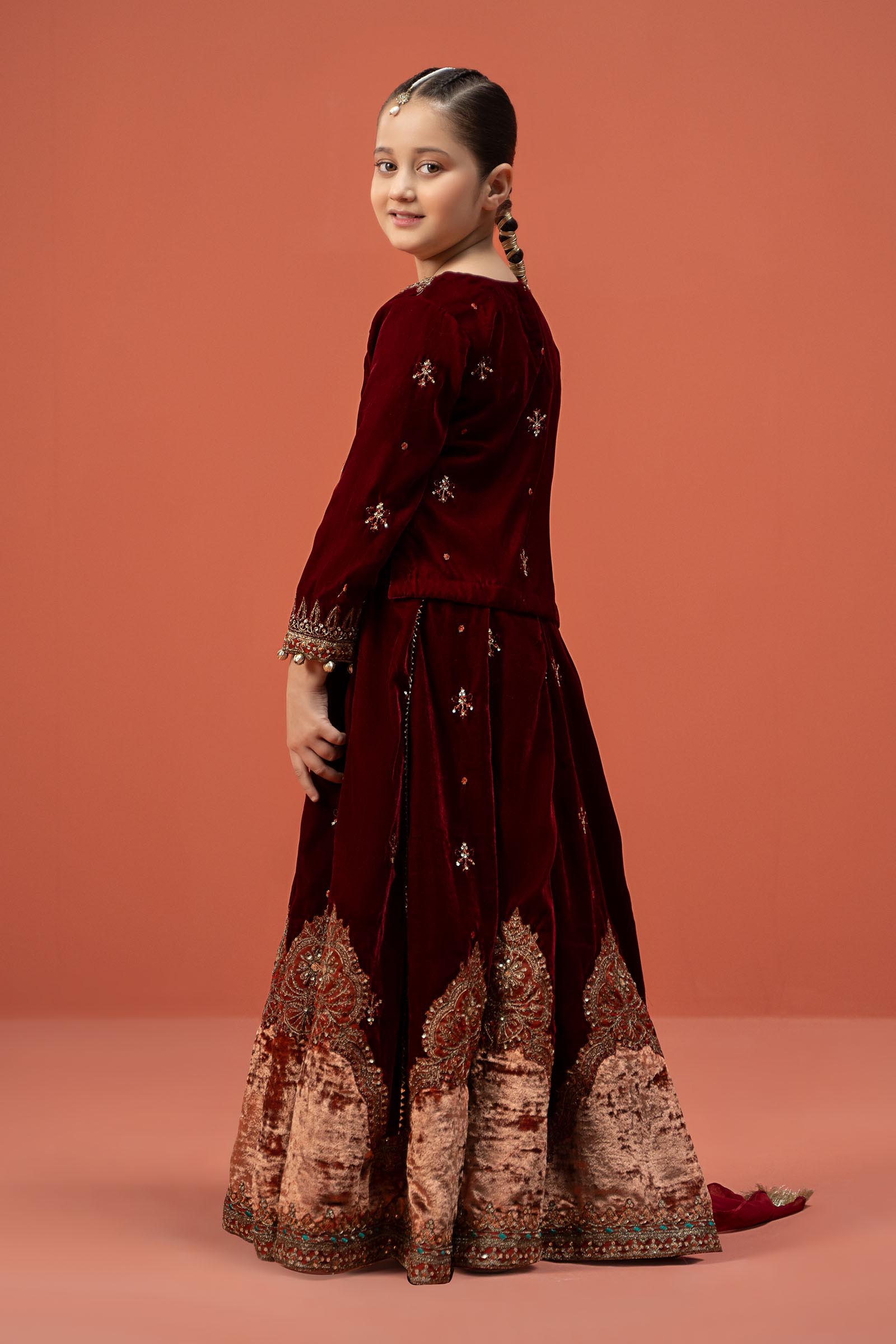 Maria B | 3 Piece Embroidered Velvet Suit | MKS-W24-14 - Libasekhas