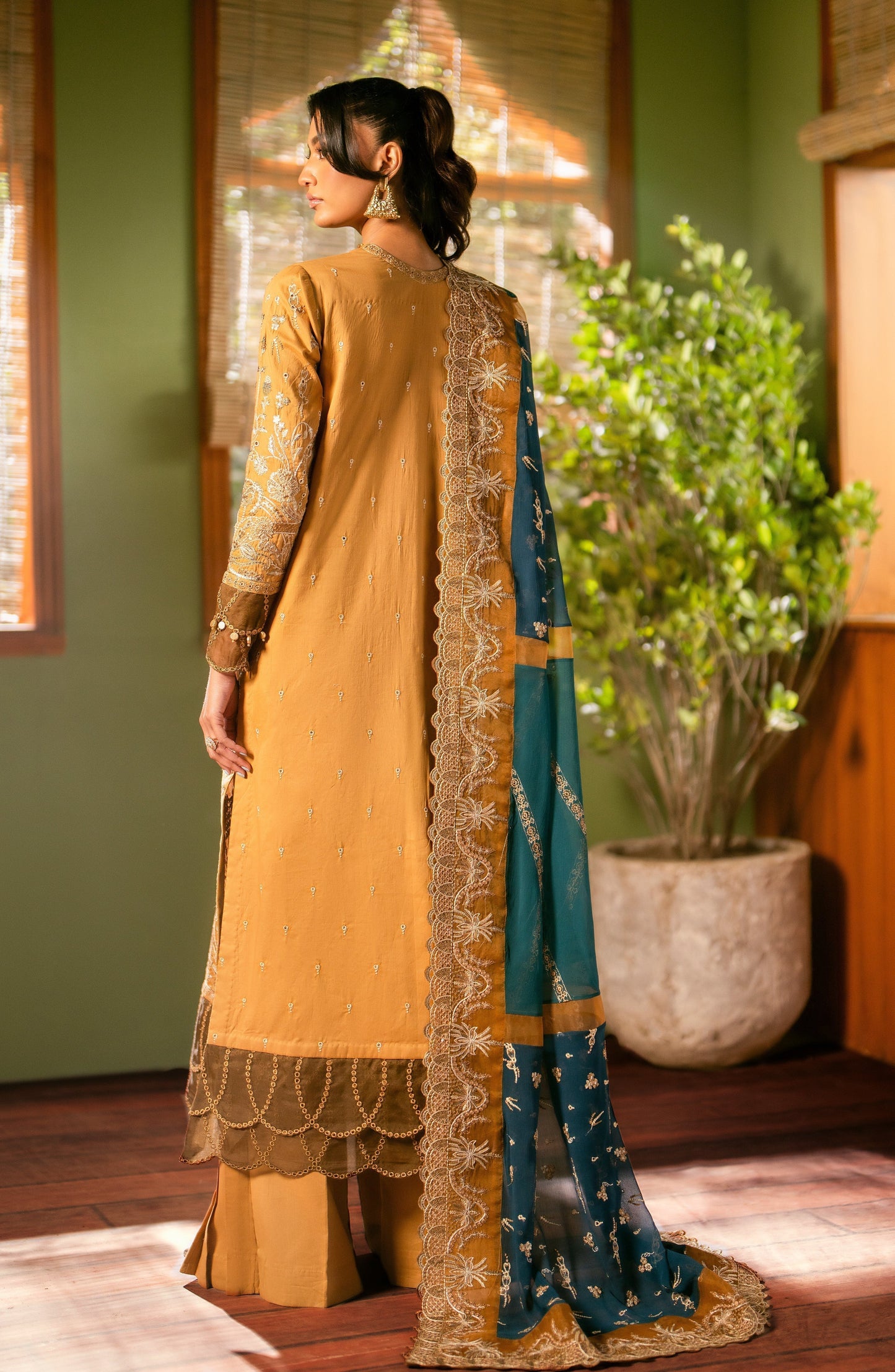Maryum N Maria | Luxury Lawn 24 | Heba - House Of Anaya