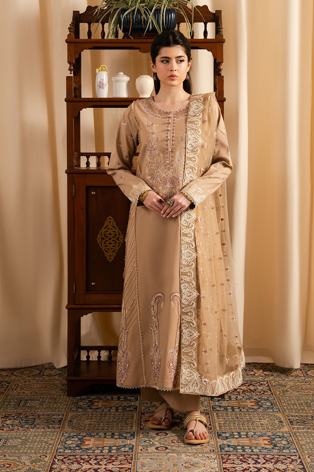 Maryum N Maria | Dali Luxe | SOFIA - MS50295