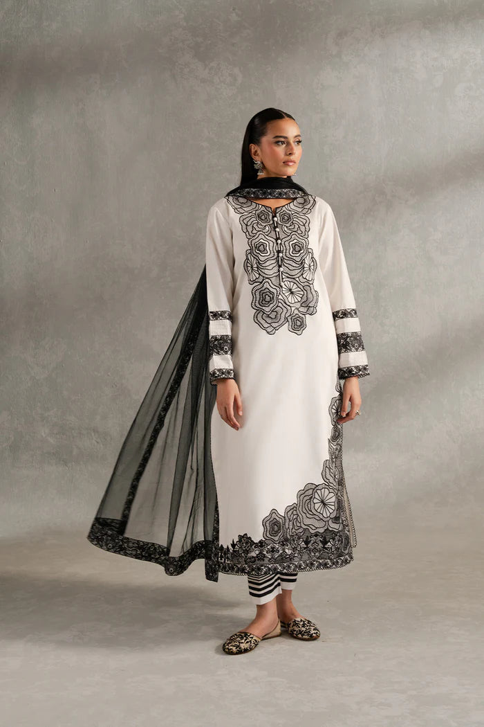Maryum N Maria | Achromatic Volume 3 | SIENNA - MS50417
