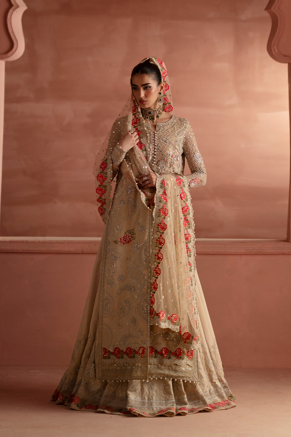 Maryum N Maria | Wedding Edit | ENGAGEMENT HUES — MSS5903