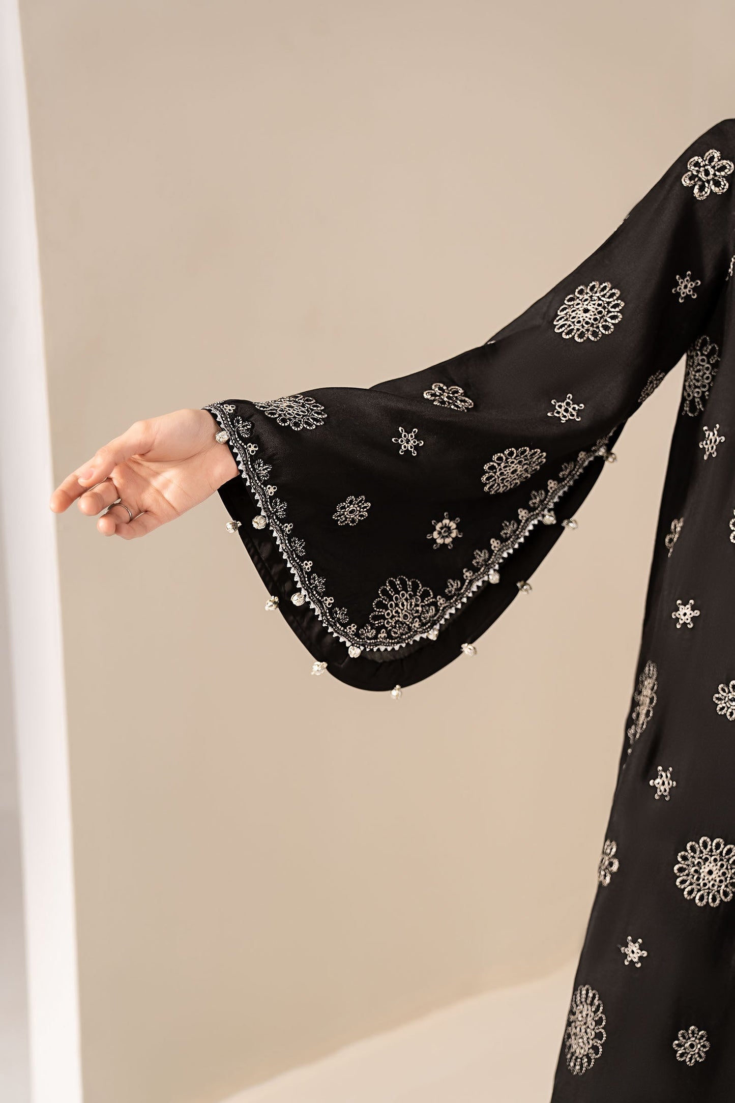Maria B | Eid Collection 26 | 3 Piece Embroidered Tissue Staple Suit