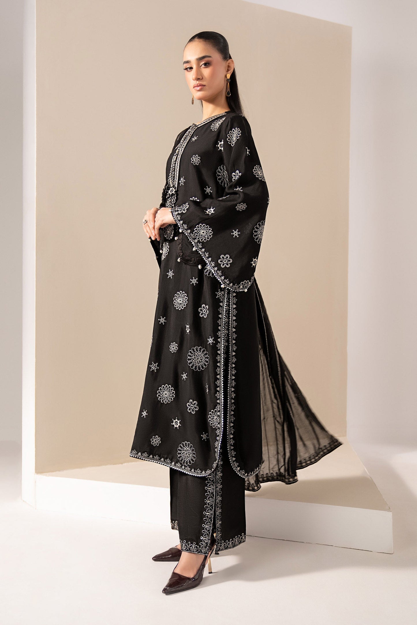 Maria B | Eid Collection 26 | 3 Piece Embroidered Tissue Staple Suit
