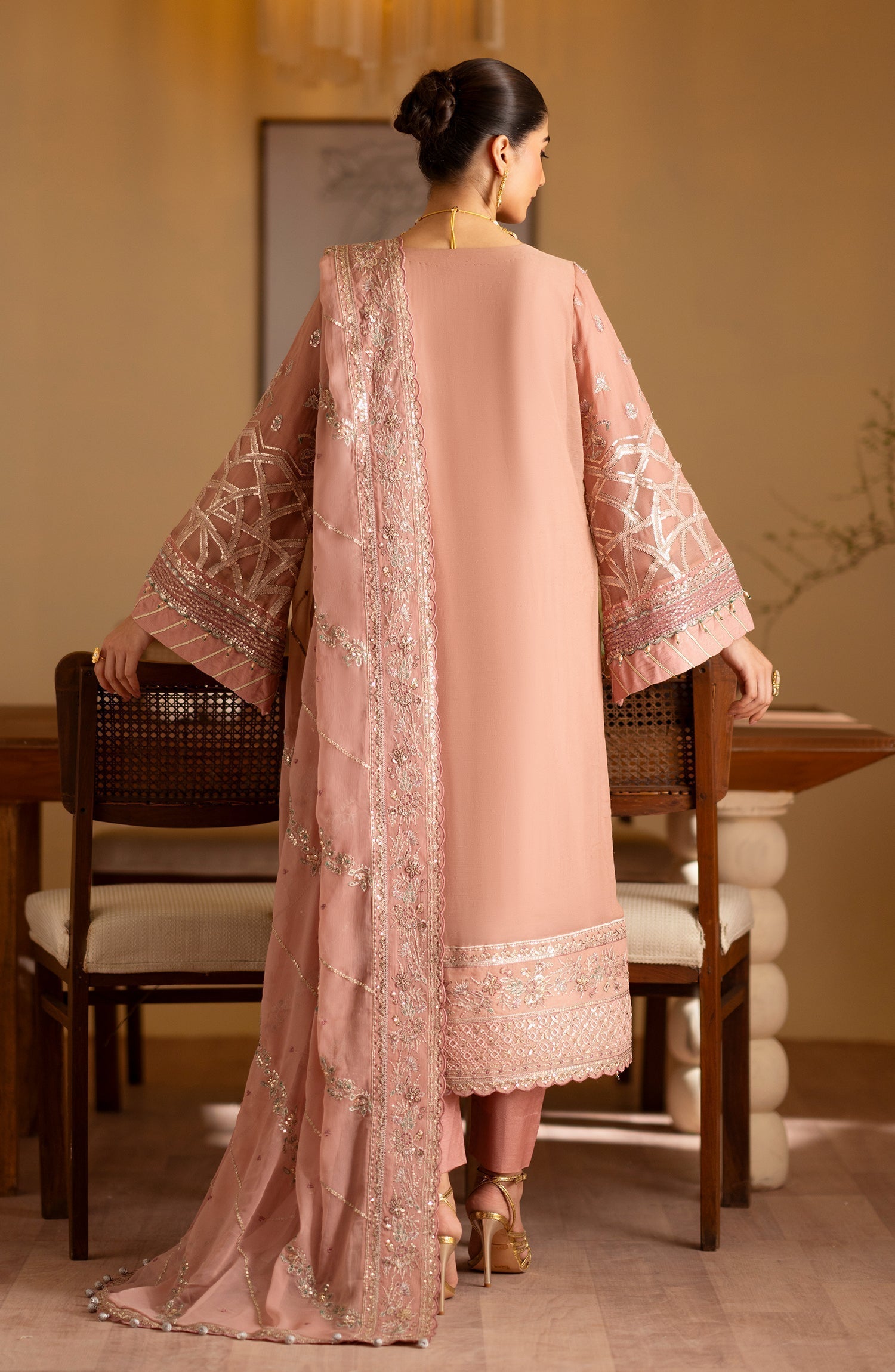 Emaan Adeel | Romansiyyah Luxury Formals 24 | Saleha - House Of Anaya