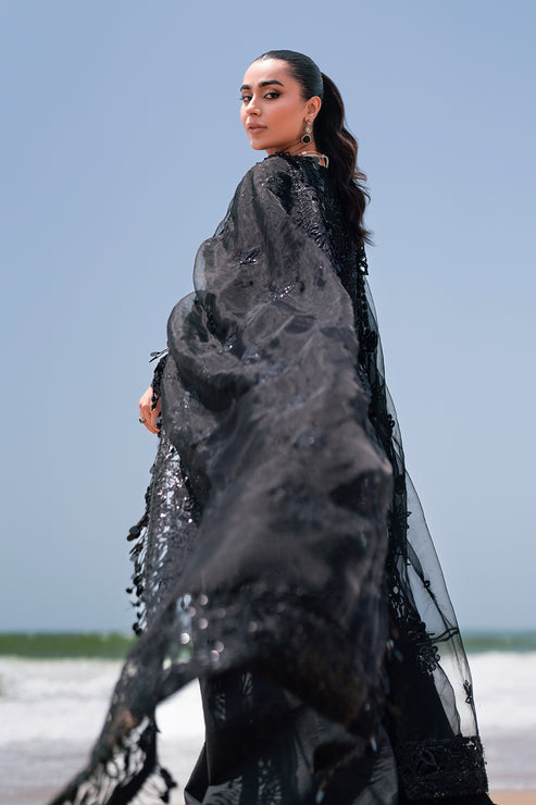 Emaan Adeel | Kamari Reveuse Wedding Formals | CASSANDRA