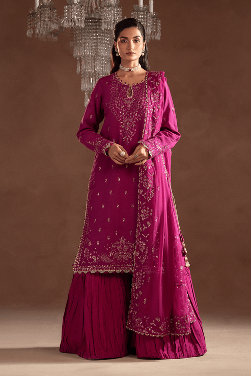 Emaan Adeel | Selene Formals | FIORA